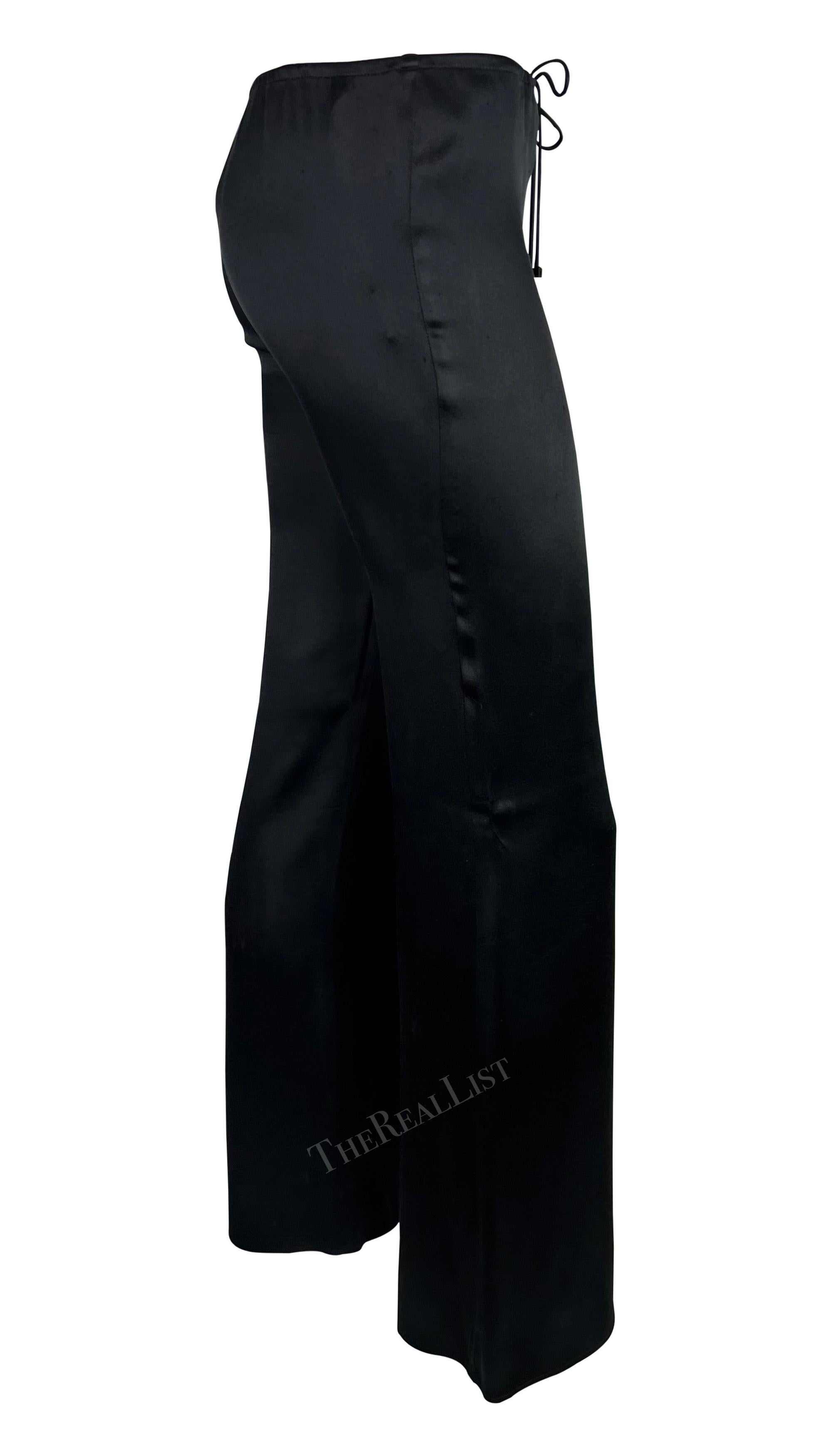 Cruise 2000 Gucci by Tom Ford Black Silk Drawstring Pants  For Sale 1