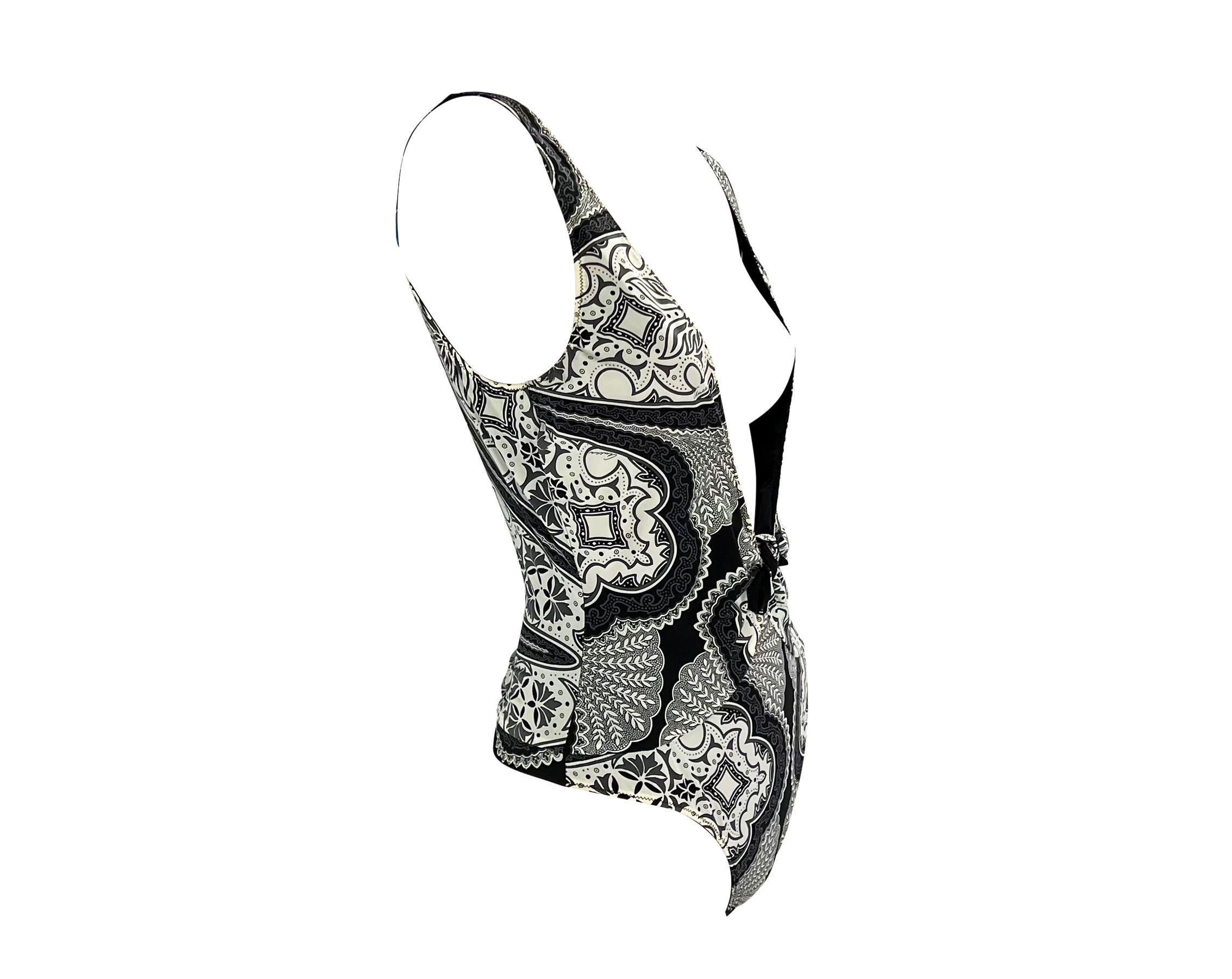 Cruise 2004 Gucci by Tom Ford Black Bandana Print One Piece Thong Swimsuit In Excellent Condition For Sale In West Hollywood, CA
