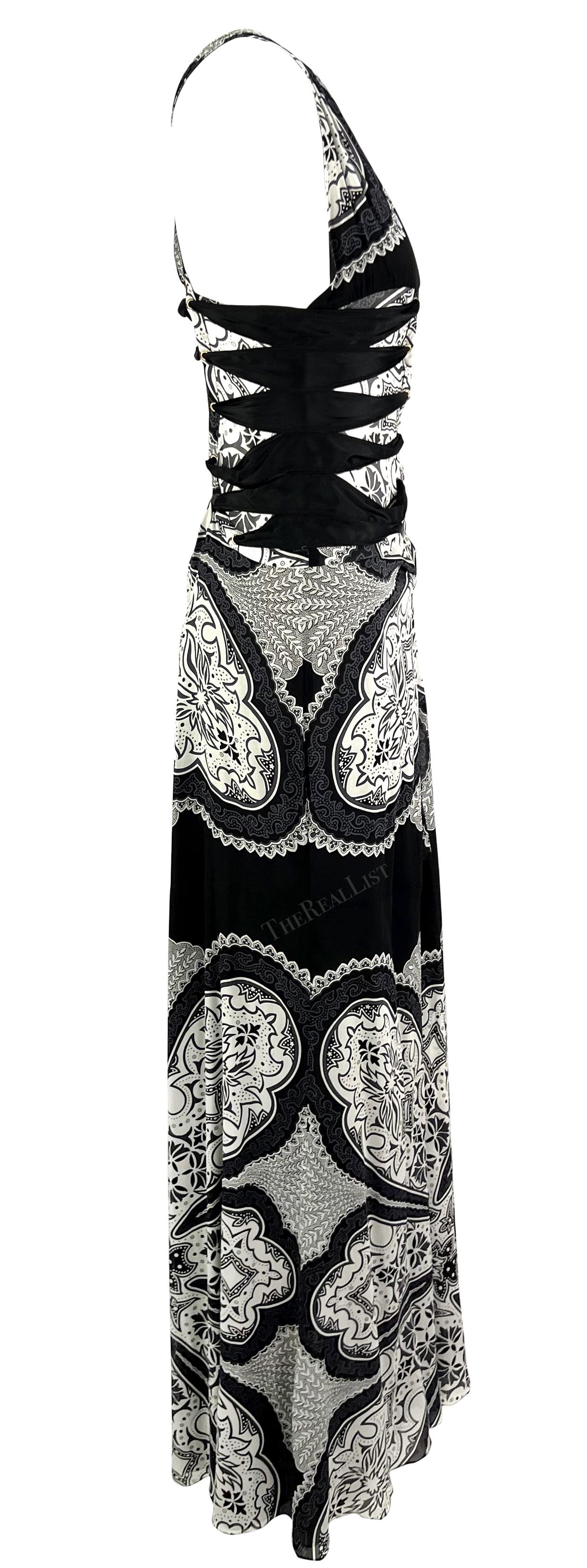 Cruise 2004 Gucci by Tom Ford Black White Paisley Silk Sheer Bandana Print Gown For Sale 6