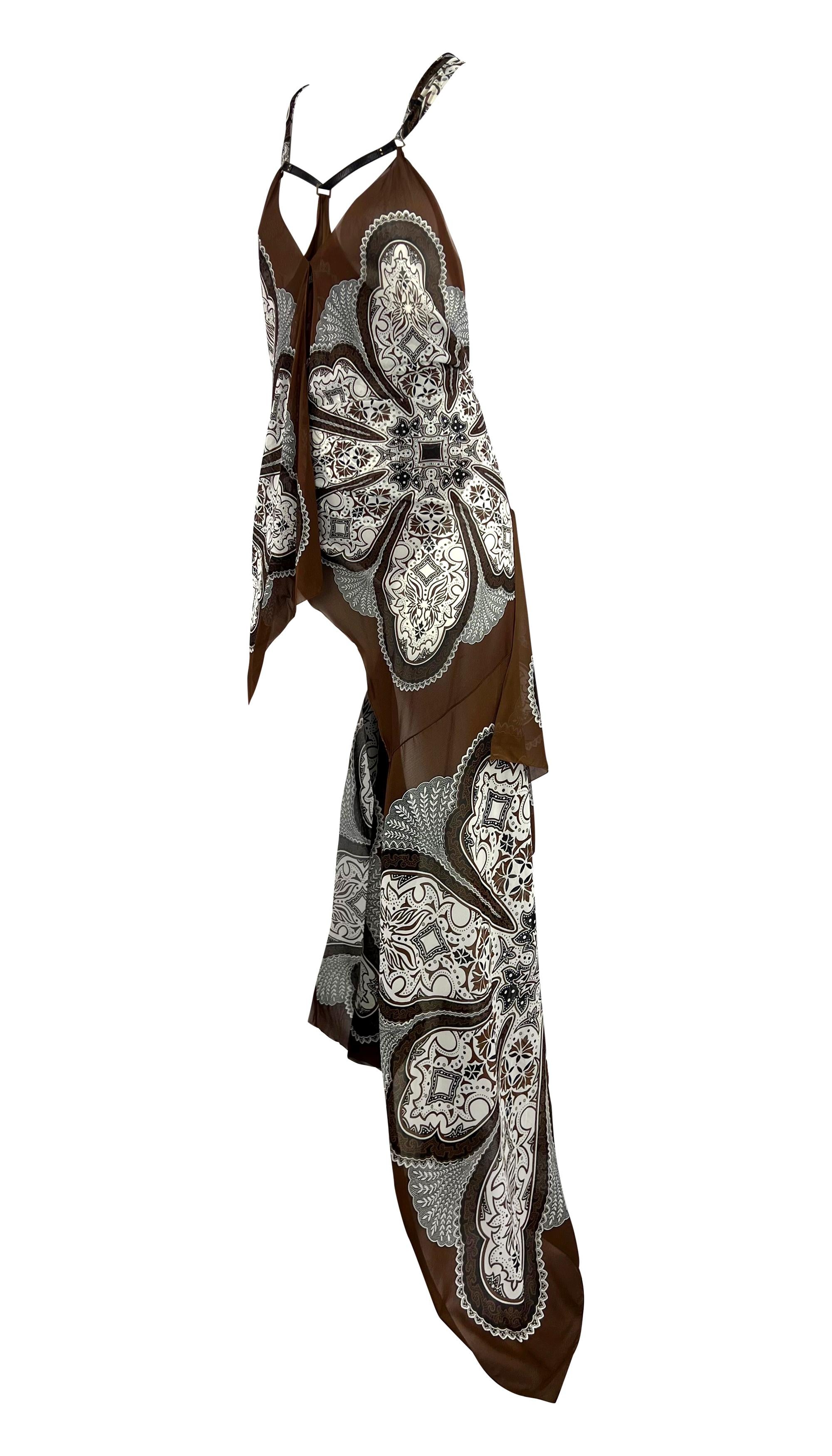 Cruise 2004 Gucci for Tom Ford Brown Paisley Seidenbandana Lederkleid im Zustand „Hervorragend“ im Angebot in West Hollywood, CA