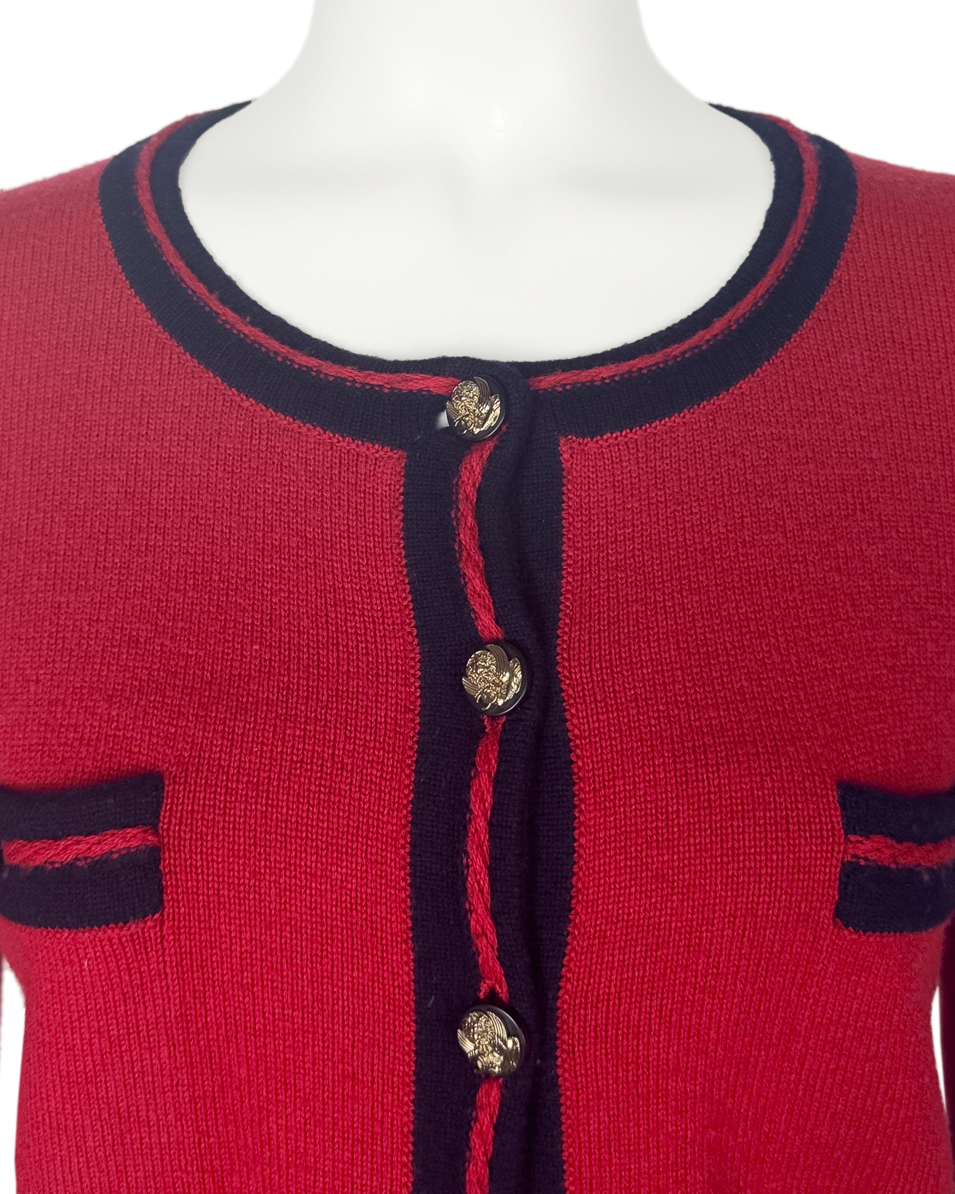 Women's Cruise 2010 Chanel Red Cashmere Cropped Cardigan with Navy Blue Trim For Sale