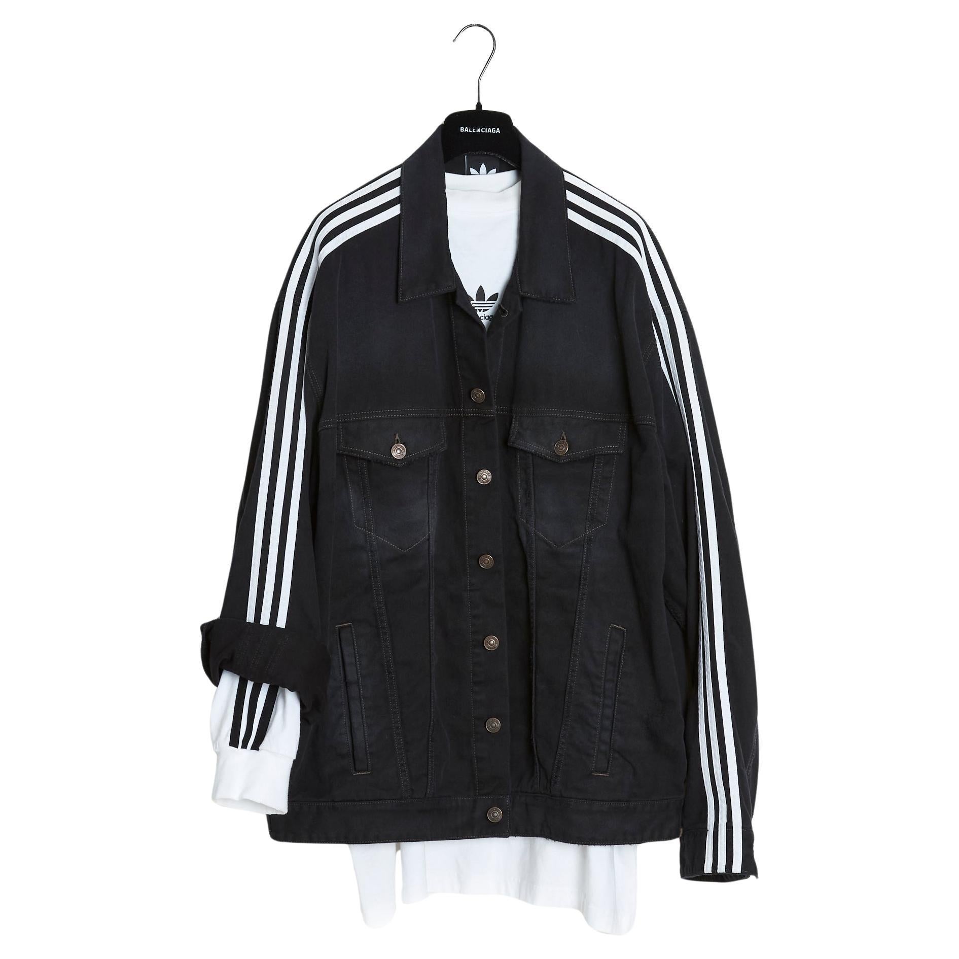 Cruise 2023 Balenciaga X Adidas Set size 2 Jacket and Top New with tags For Sale