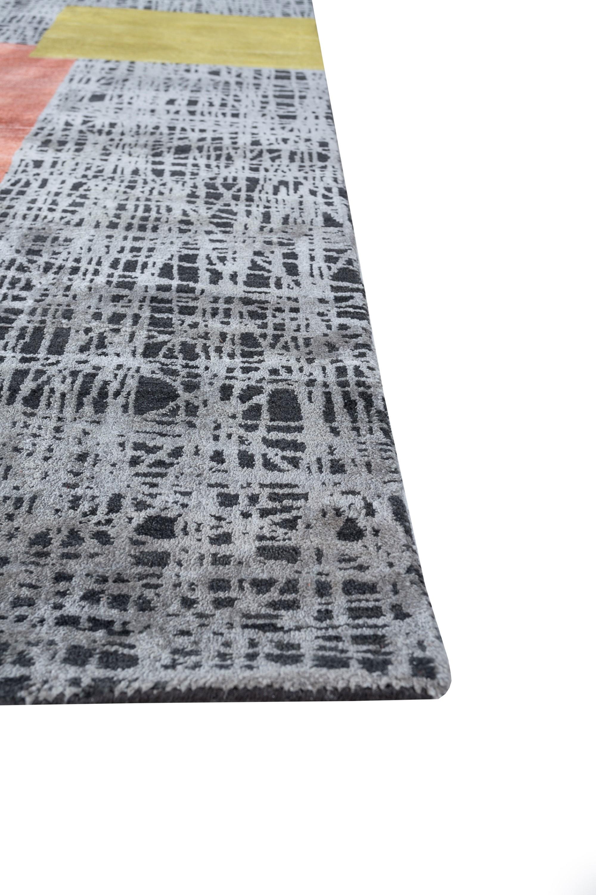 Modern Crumbled Enigma Anthracite & Hibiscus 200X300 cm Handknotted Rug For Sale