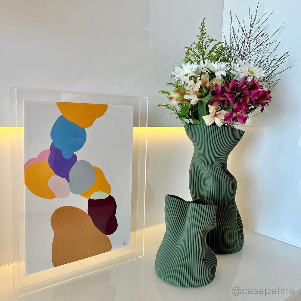 Crumpled Vase in Military Green 3D-Printed Plant-Based Plastic Large Moldeado en venta