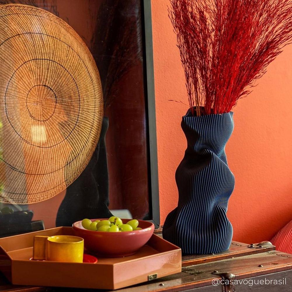 Crumpled Vase in Dark Blue 3D-Printed Plant-Based Plastic Large Posmoderno en venta