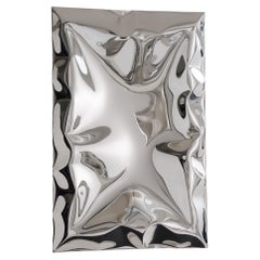 Pieza de pared metálica hinchable "Crush" mediana, acero inoxidable
