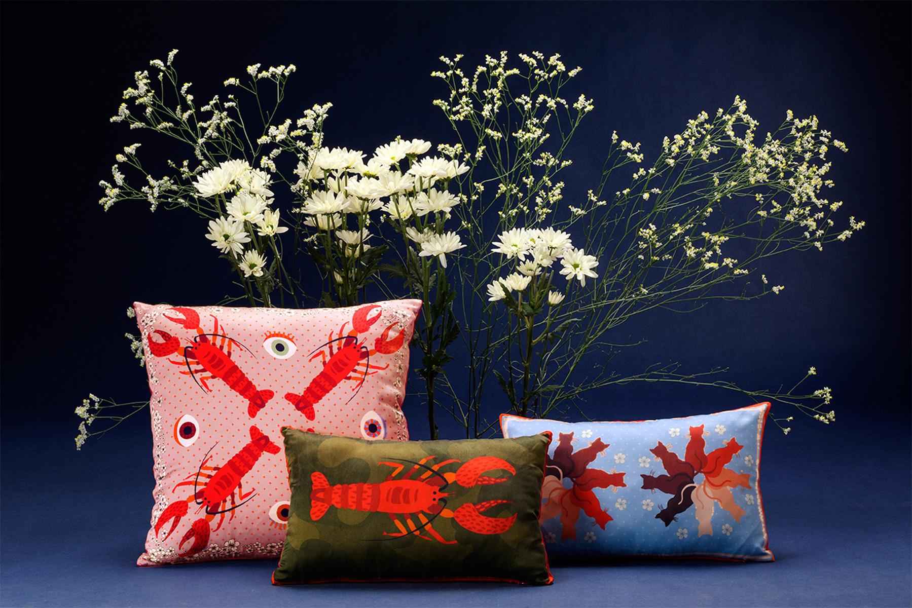 Moderno Cuscino decorativo in seta verde e rosso CRUST lobster in vendita