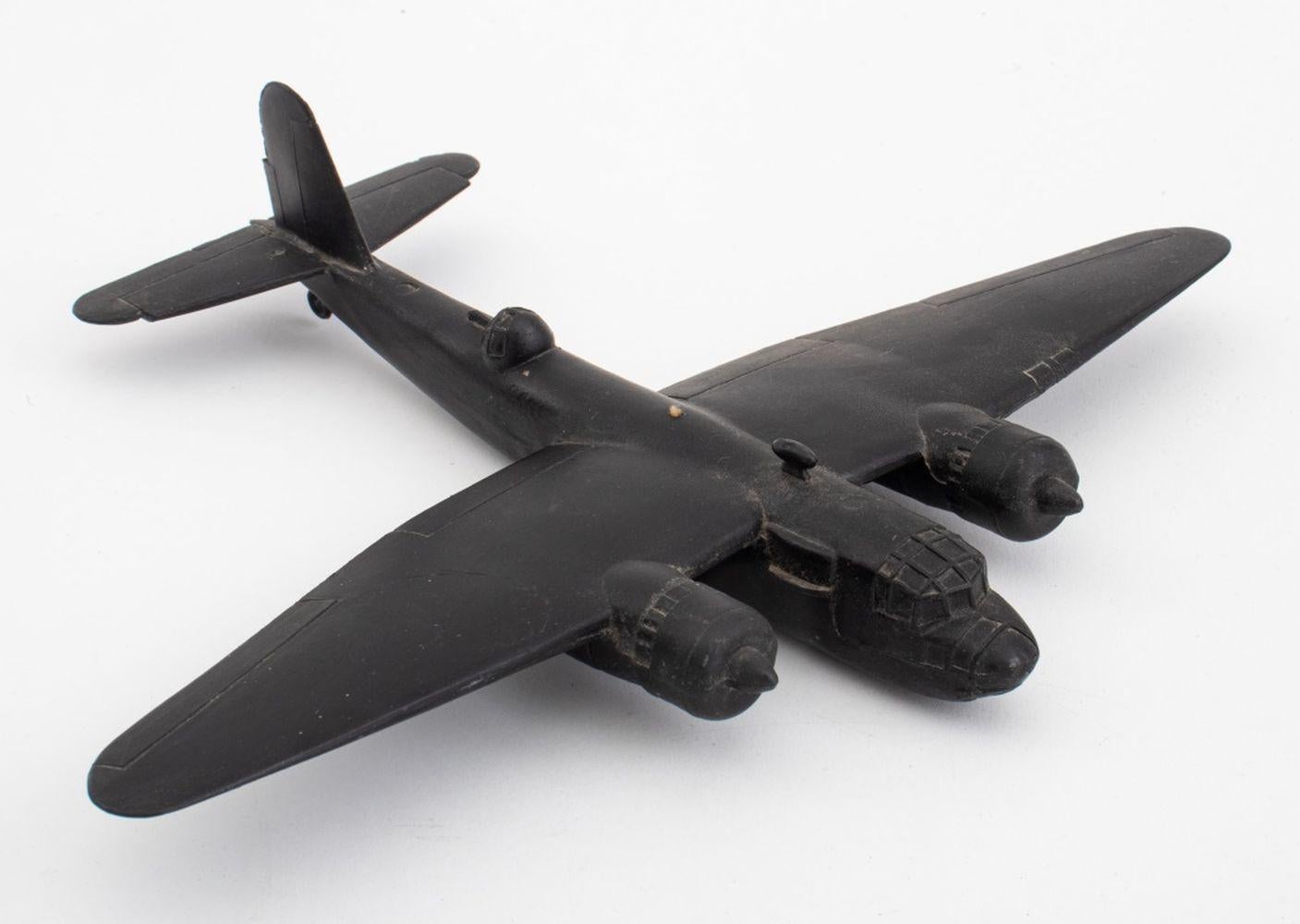 American Cruver WWII Plane Recognition Models, 4 For Sale