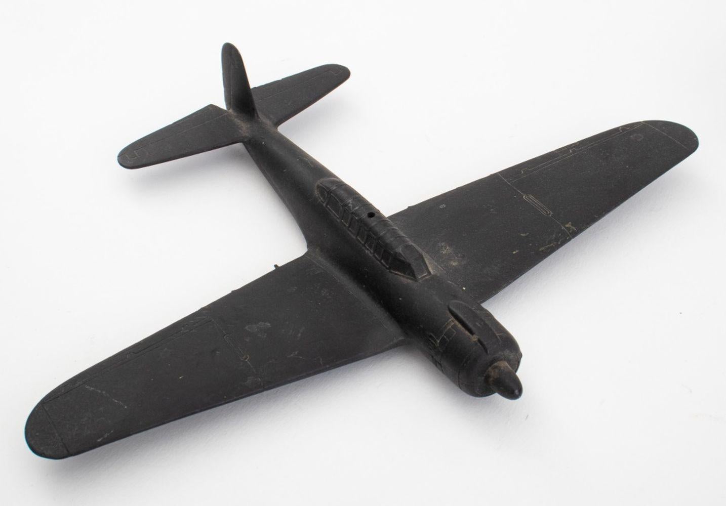 Plastic Cruver WWII Plane Recognition Models, 4 For Sale