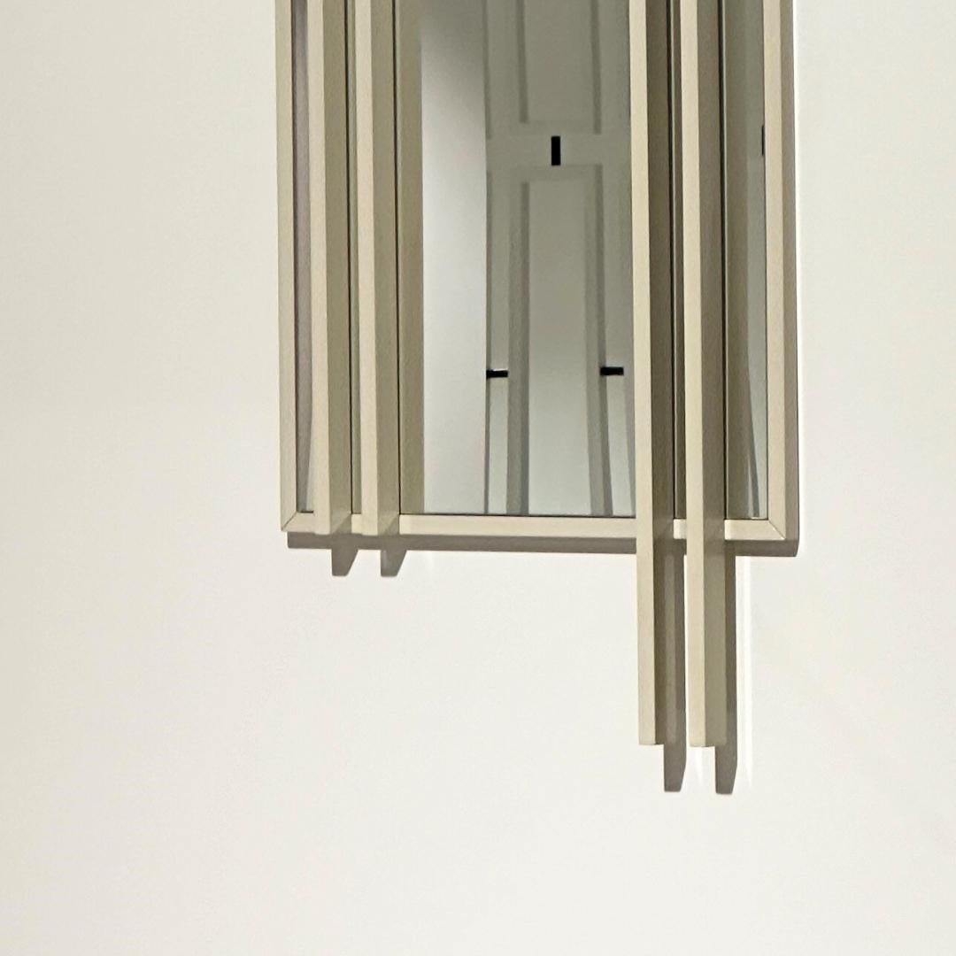 Moderno Specchio CRUZADO, disponibile ora in vendita
