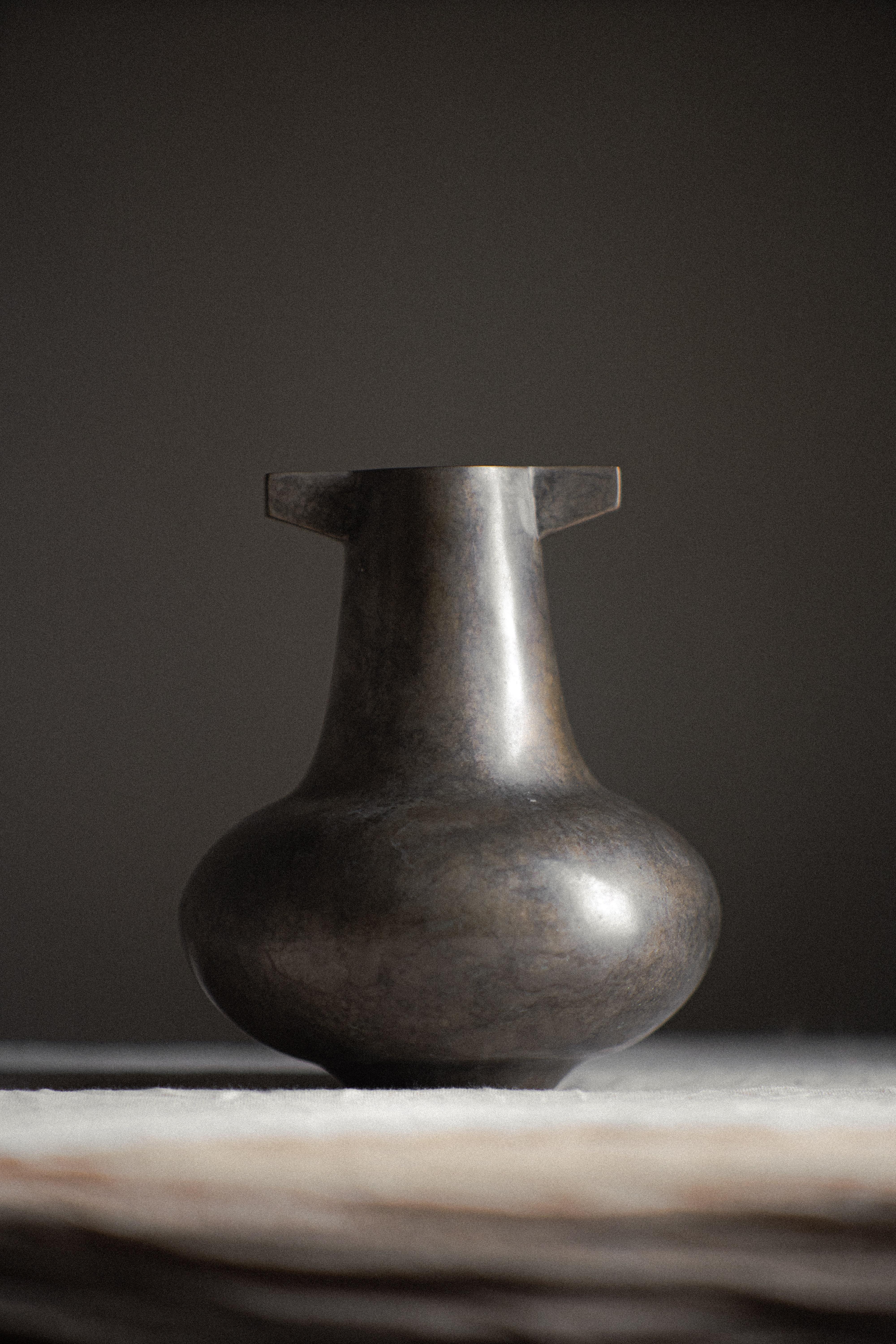 Crypt Bulb Vase by Atelier ACM For Sale 2
