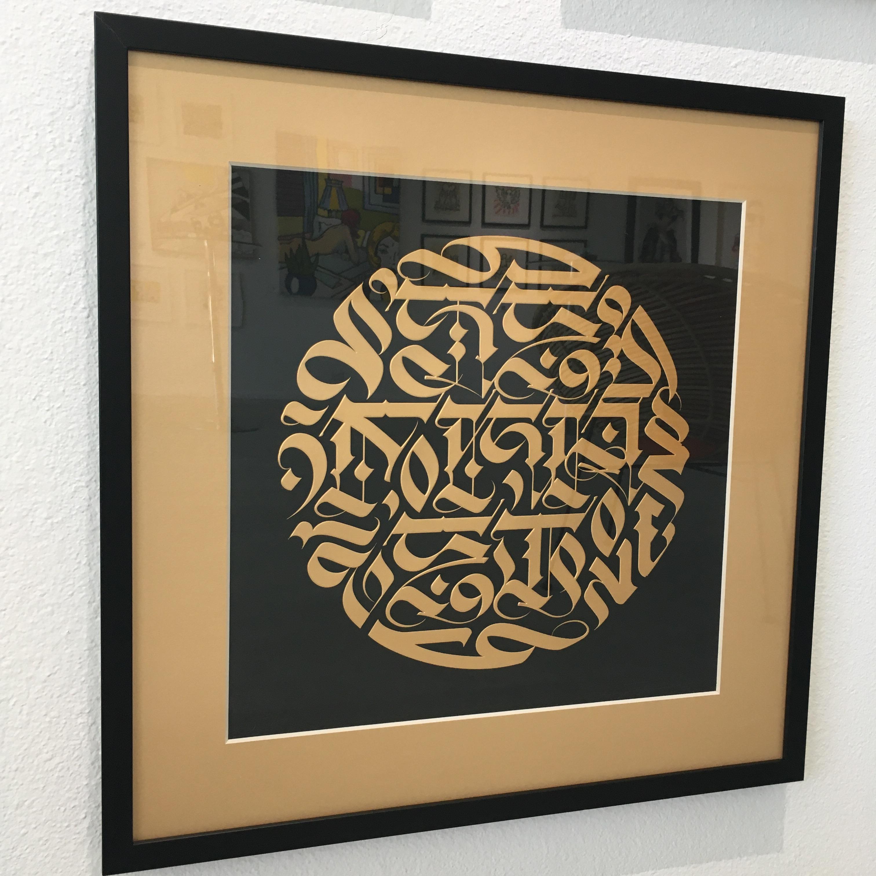 Cryptik Abstract Print – Geprägte Goldfolien-Stempel „Desert Moon“ in limitierter Auflage