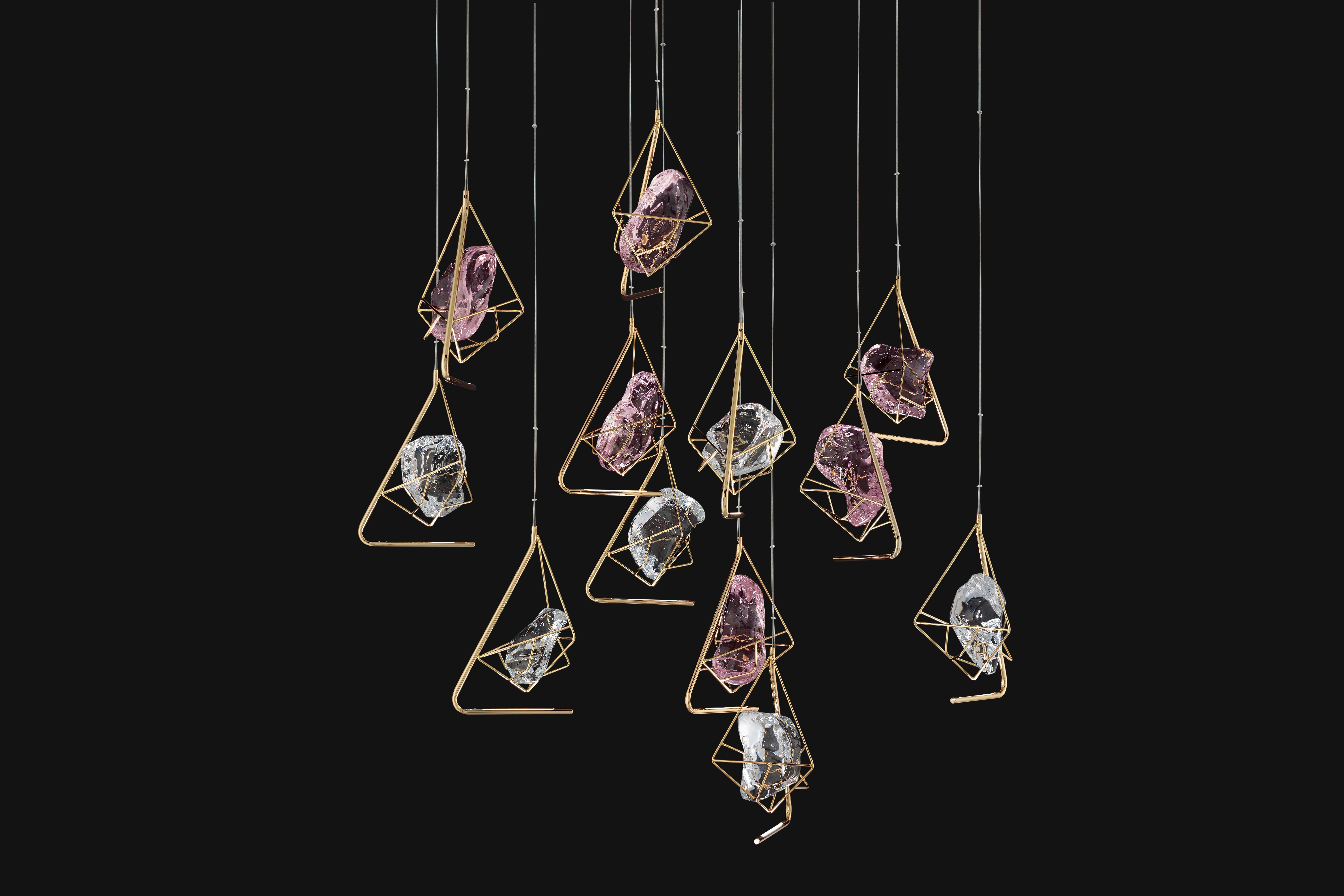 Lampada a sospensione Cryrock S12 di Euroluce Lampadari
Dimensioni: D 50 x L 130 x H 130 cm.
Materiali: Metallo e vetro.

Disponibile in diversi colori. I prezzi possono variare. Tutte le nostre lampade possono essere cablate a seconda del Paese. Se