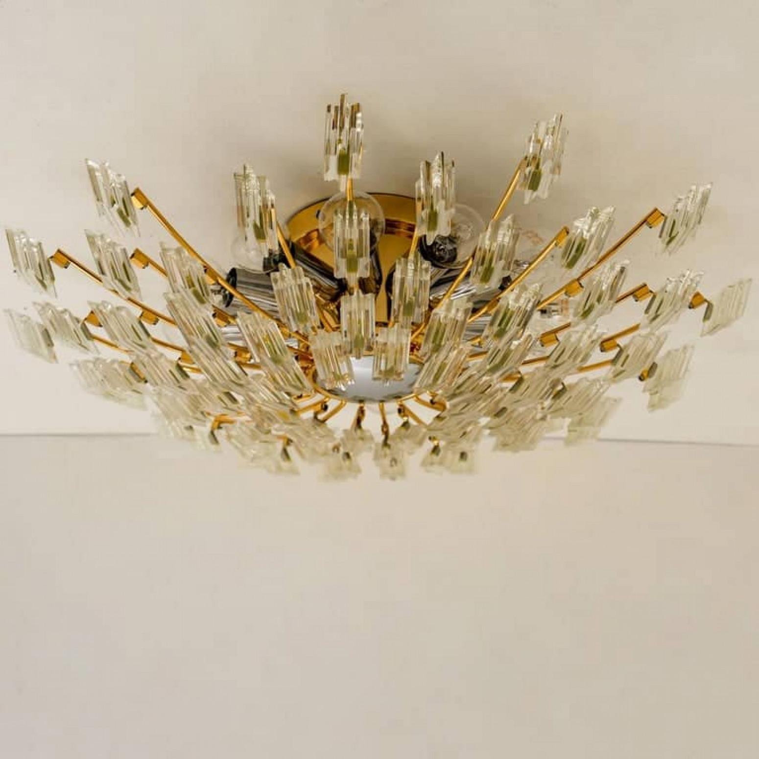 Crystal and Gilded Brass by Oscar Torlasco for StilKronen Flush Mount / Wall, 19 For Sale 2