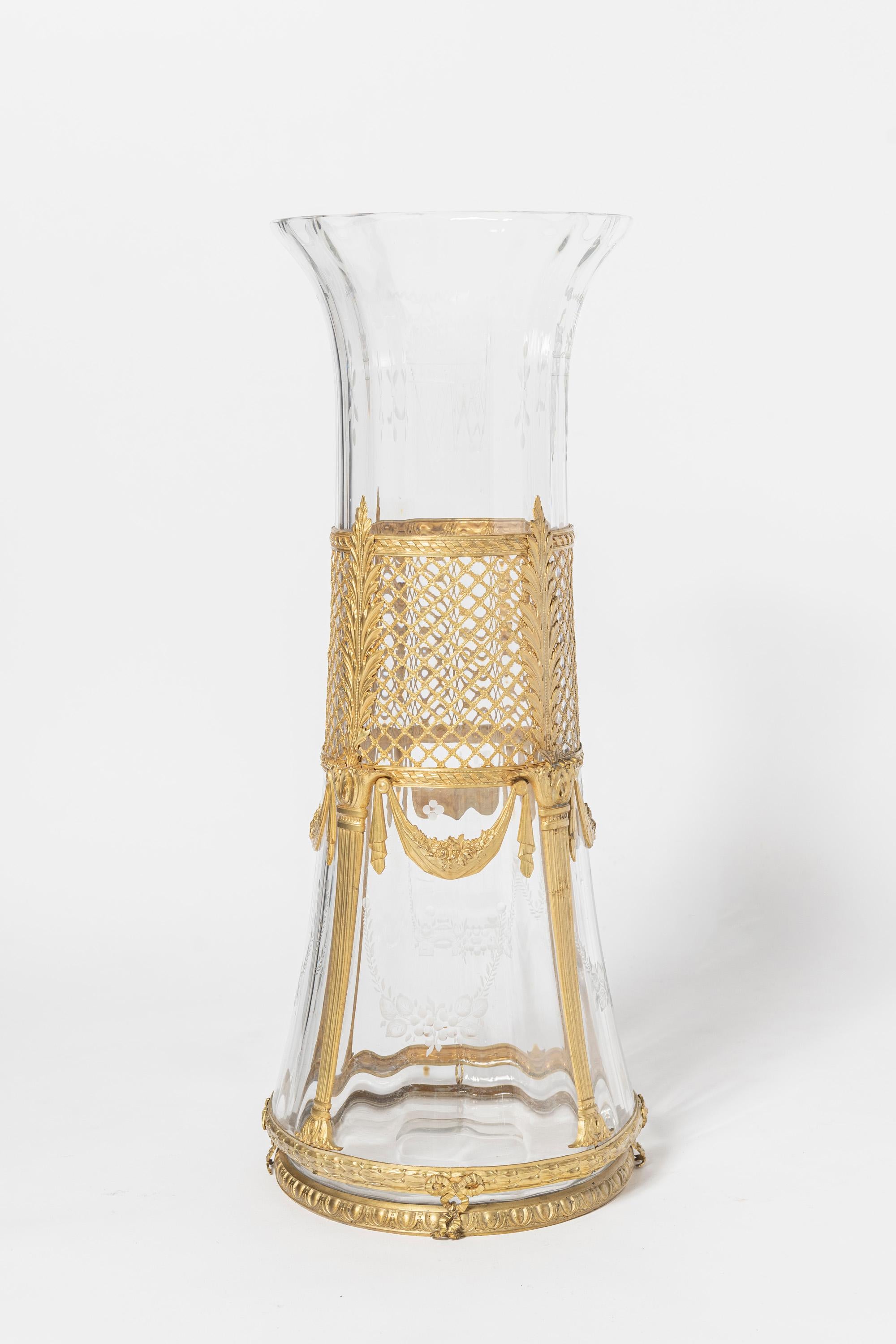 Vaso in cristallo e bronzo dorato. Francia, inizio del XX secolo. in vendita 2