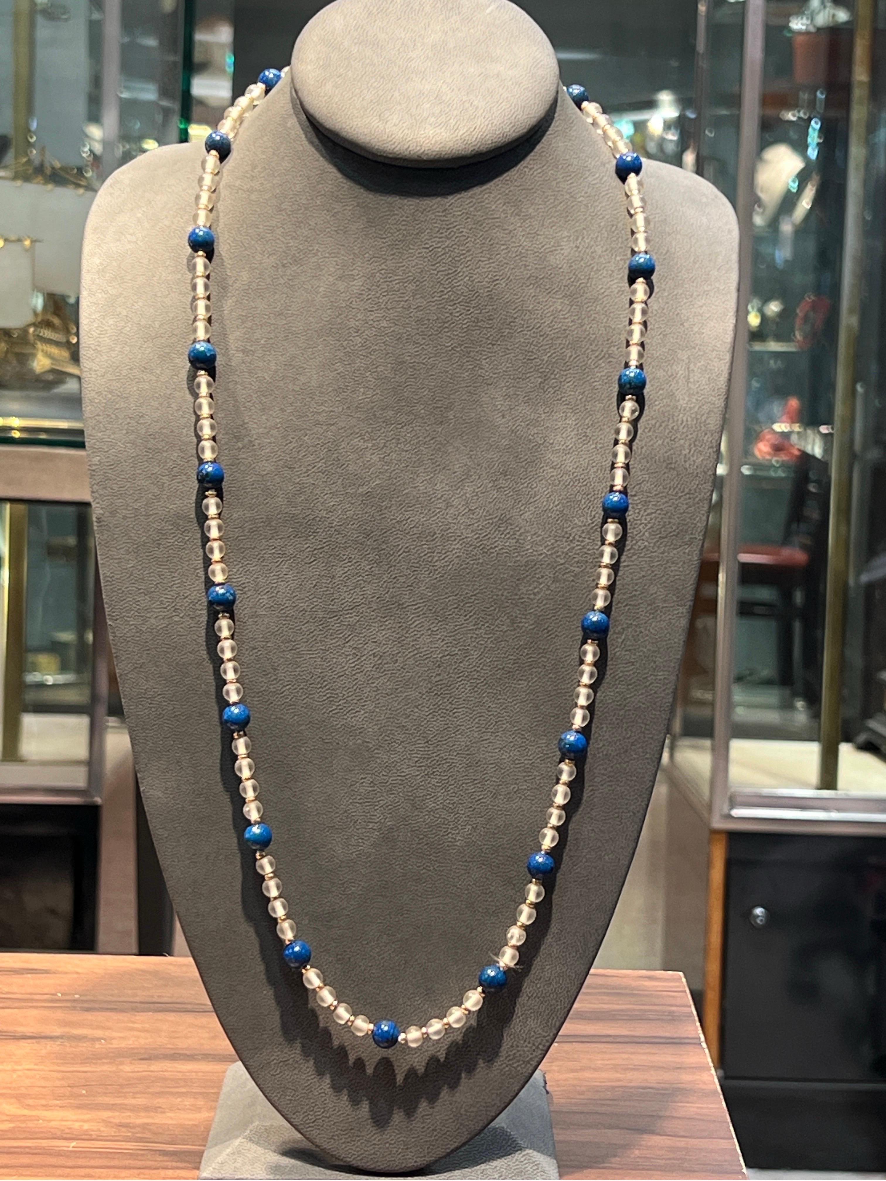 Collana di cristalli e lapislazzuli con perline in vendita 1