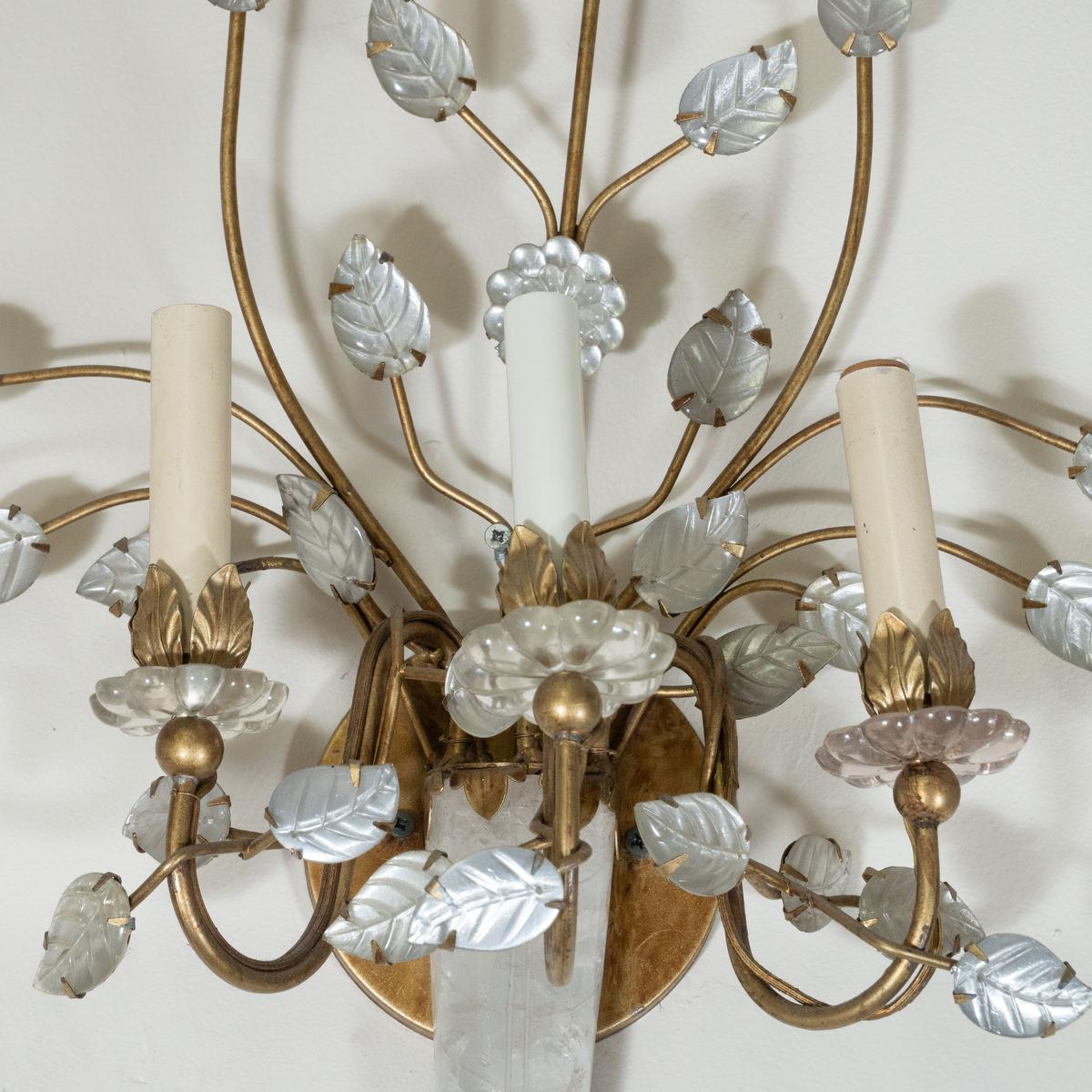 Mid-20th Century Crystal and Silver Leaf Foliate Motif Sconce For Sale