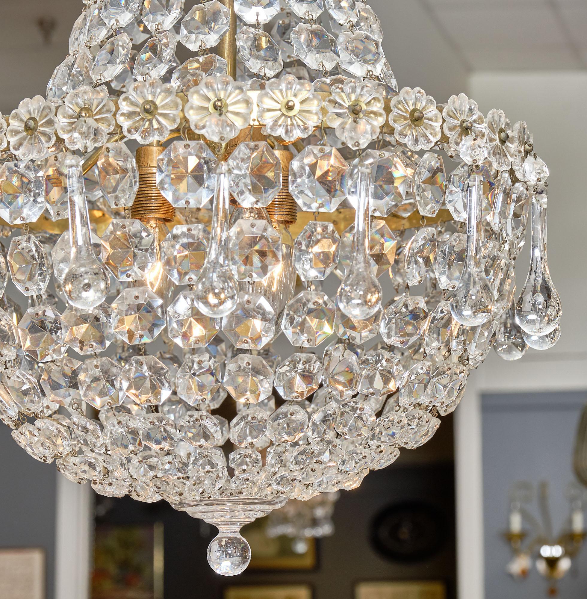 Early 20th Century Crystal Antique Chandelier by Baccarat
