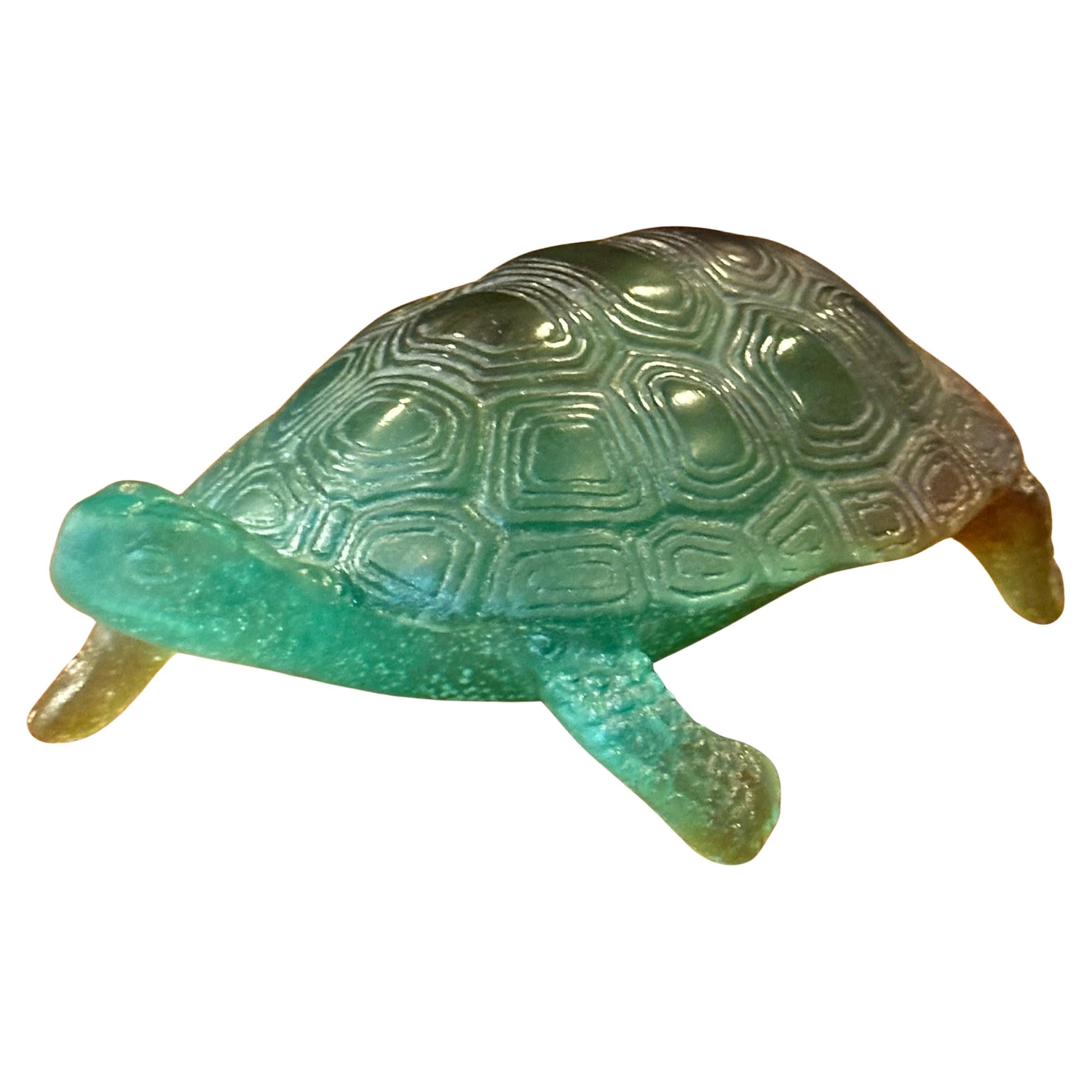 Cristal Art Glass Pâte de Verre Sculpture Tortue Green par Daum of France