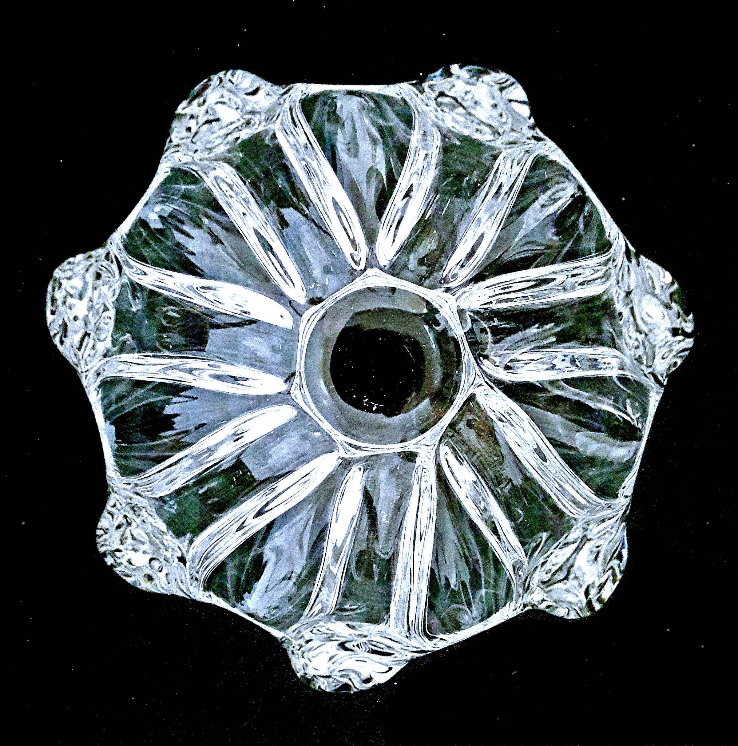 Autre Vase / plat / bol sculptural en cristal d'art - vintage en vente