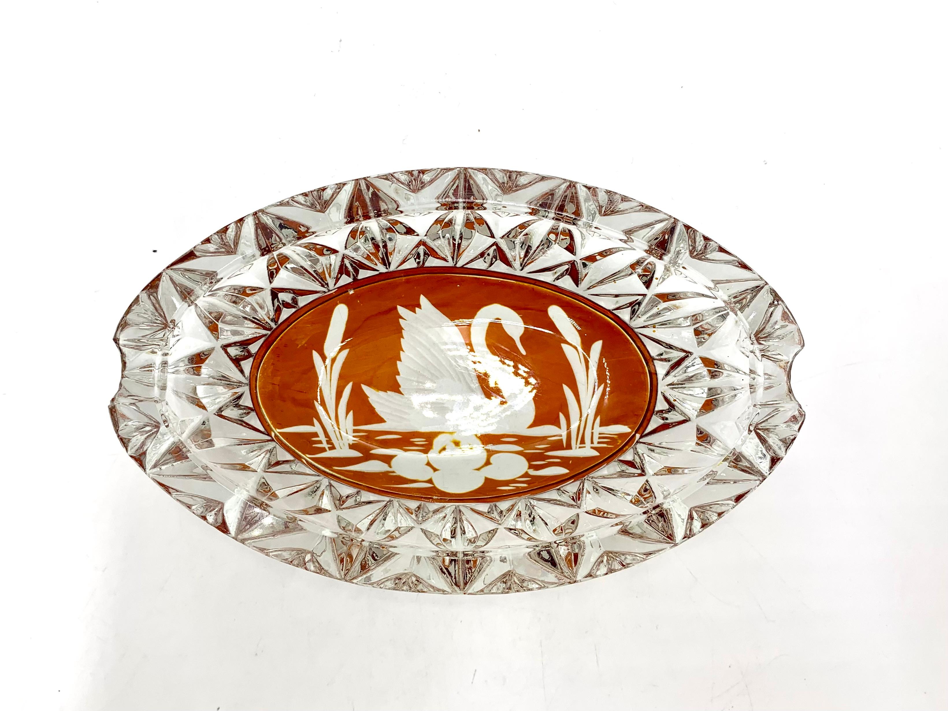 Crystal Ashtray with Swan, Julia Glassworks, Poland, 1960s In Good Condition For Sale In Chorzów, PL