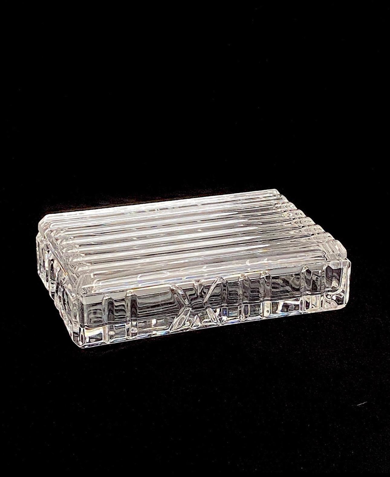 Caja de baratijas de cristal 