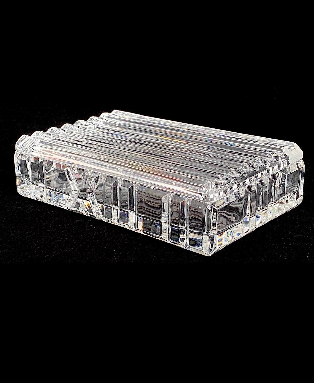 Caja de baratijas de cristal 