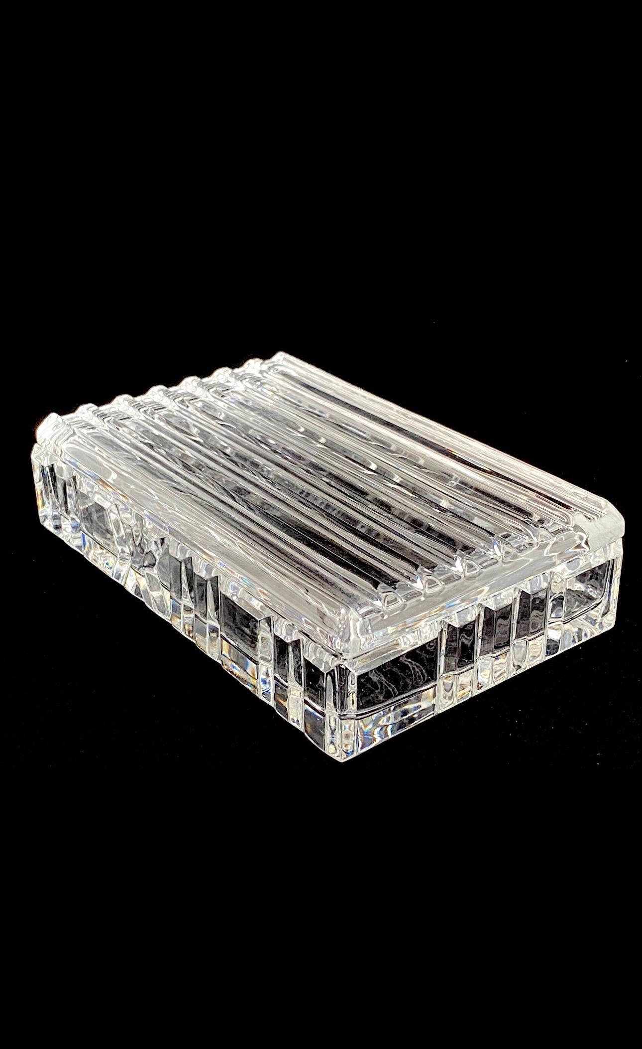 Caja de baratijas de cristal 