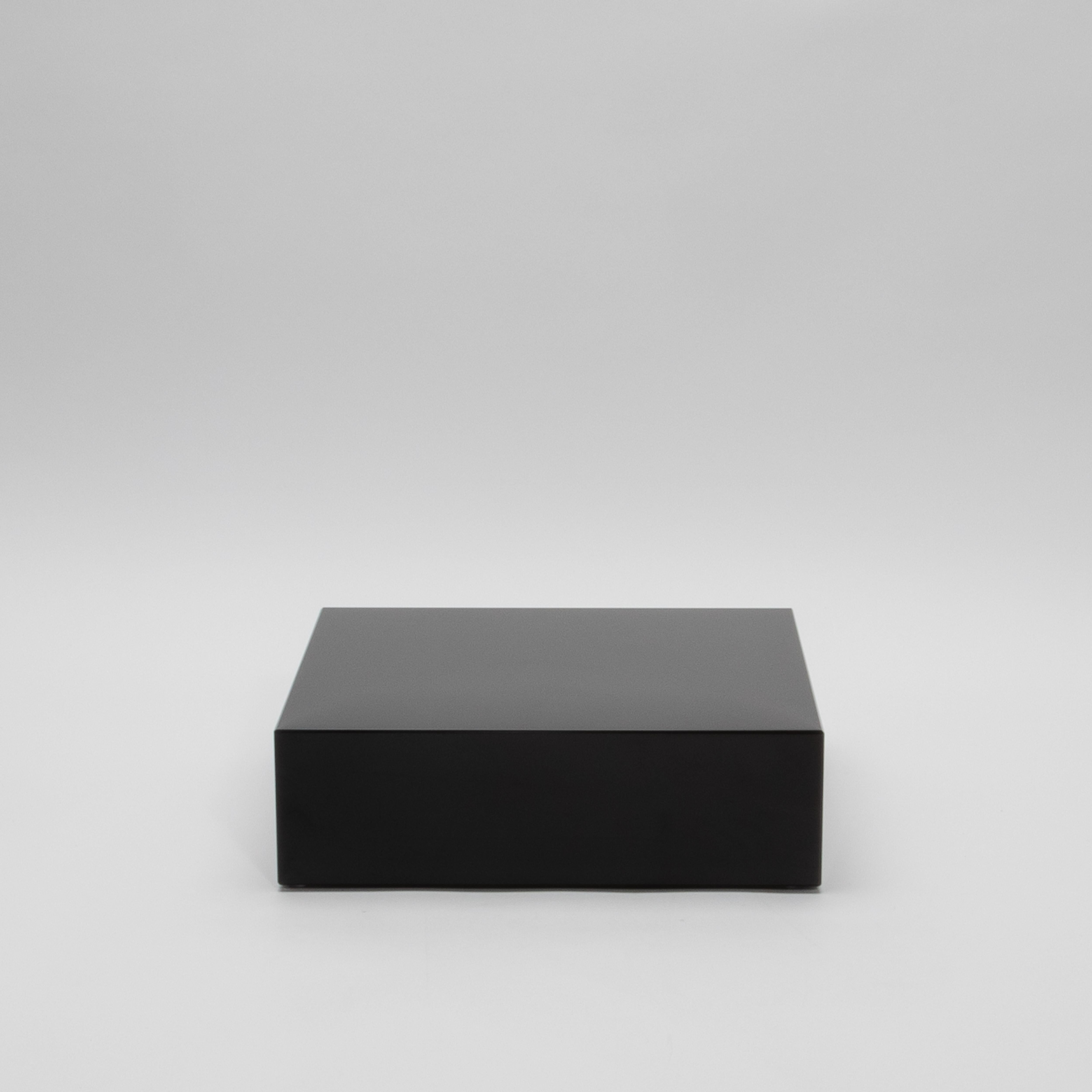 American Crystal Base Riser Black 10x10
