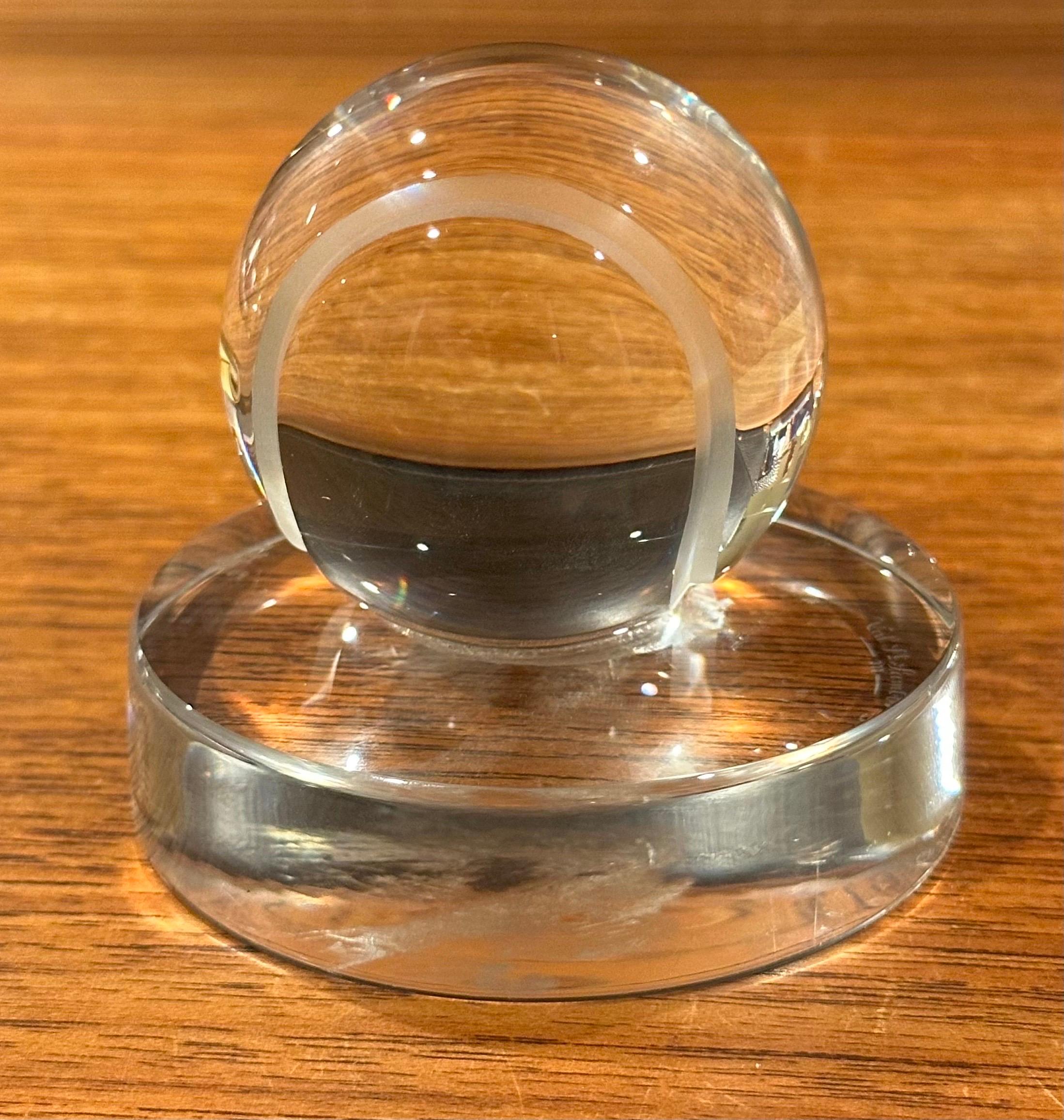 Pisapapeles de béisbol de cristal de Val Saint Lambert en venta 3