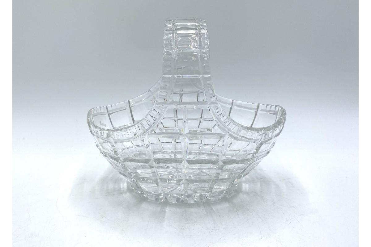 Decorative bowl in the shape of a basket, produced in Poland in the 1960s.

Very good condition

Measures: Height 18.5 cm, width 20.5 cm, depth 14 cm.