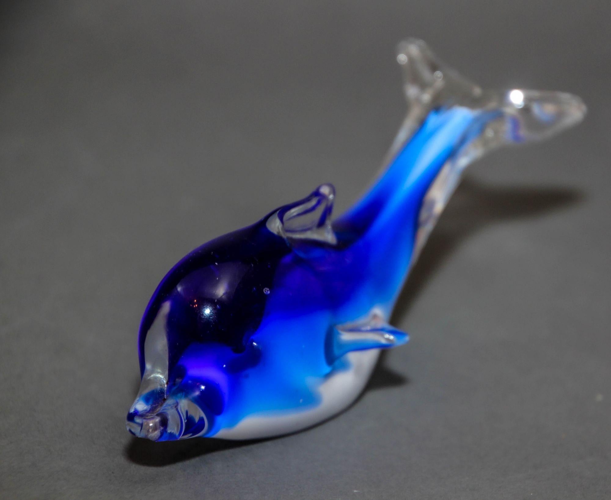 Crystal Blue Dolphin Murano Art Glass Paperweight In Good Condition For Sale In North Hollywood, CA
