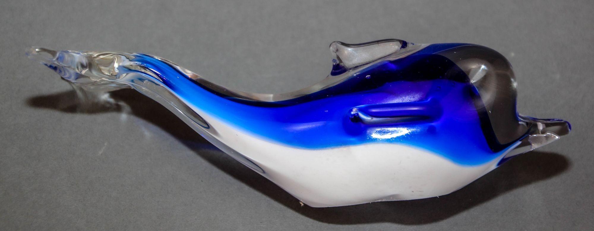 20th Century Crystal Blue Dolphin Murano Art Glass Paperweight For Sale