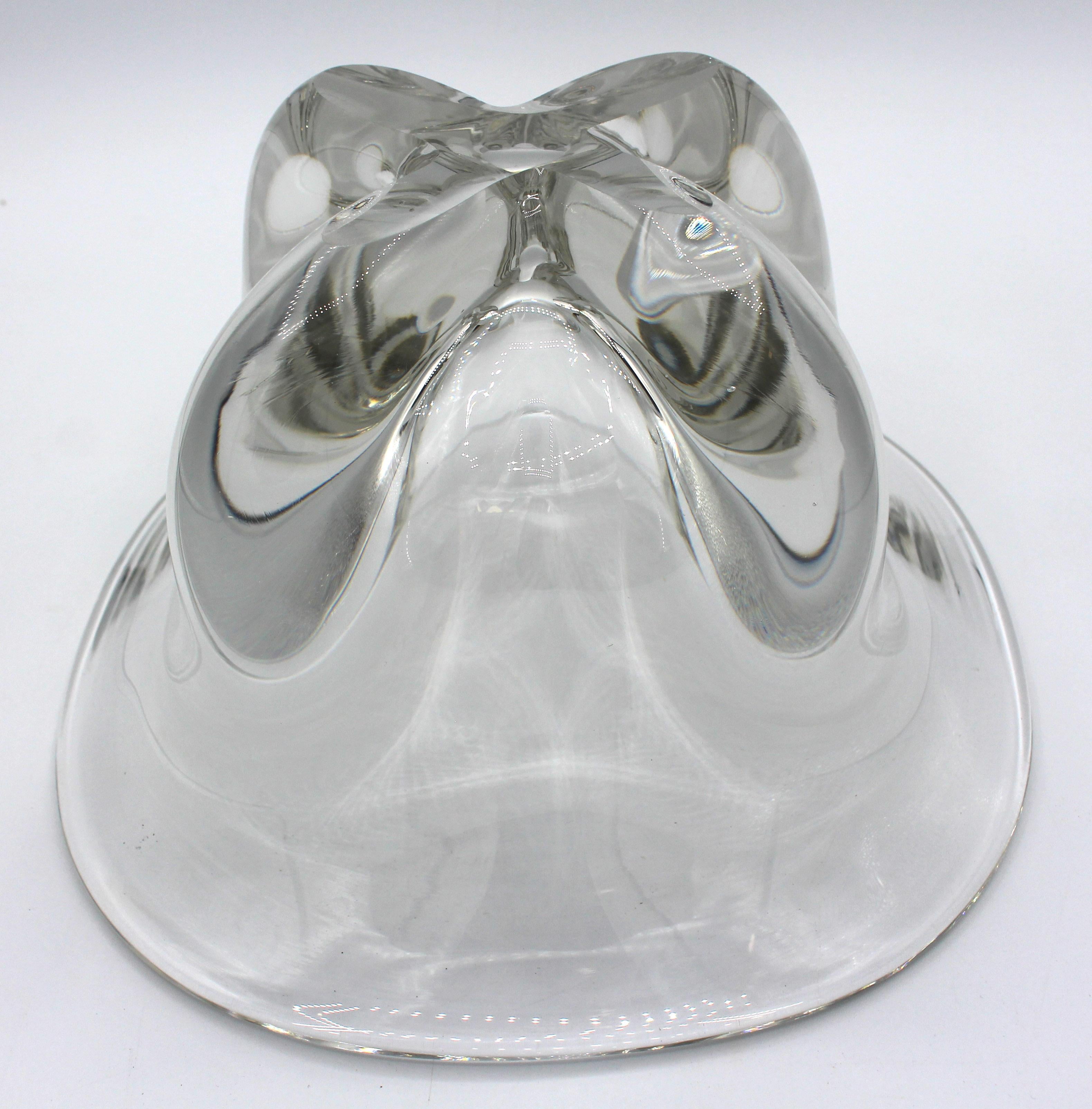 Mid-Century Modern Crystal Bowl Attributed to Orrefors, circa 1970s, Sweden For Sale