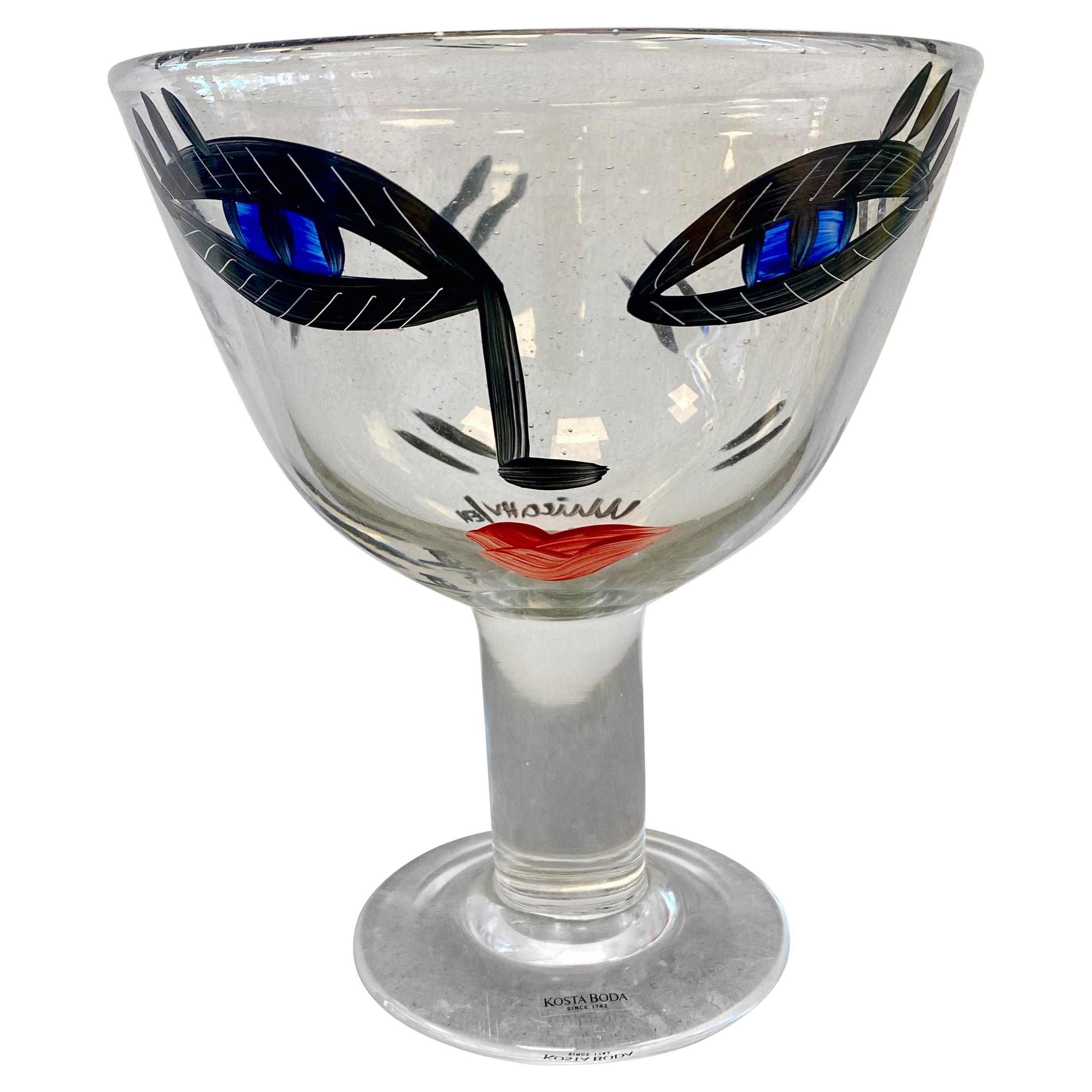 Crystal bowl from the "Open Mind"-series by Ulrica Hydman-Vallien for Kosta Boda