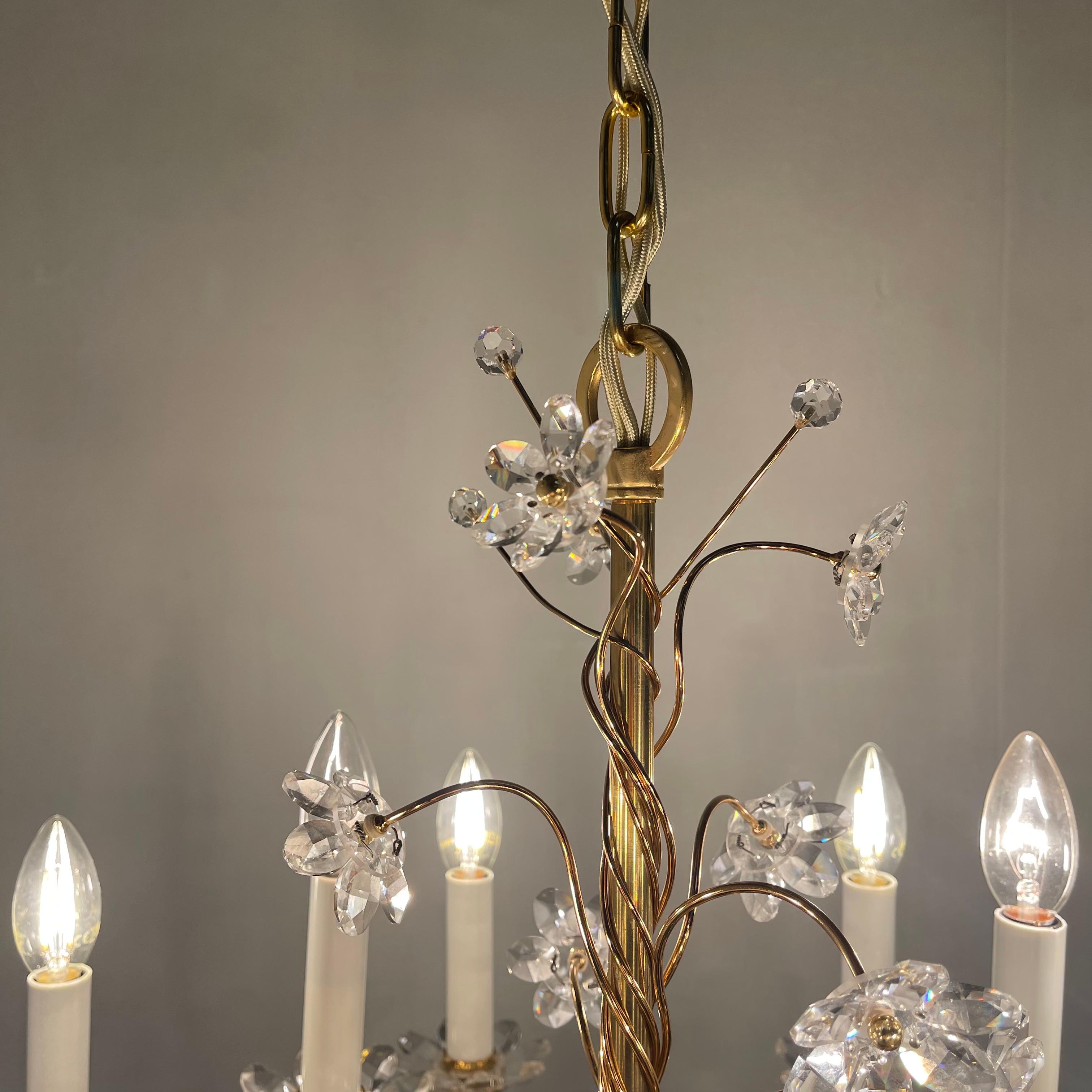 Crystal brass chandelier by Palme & Walter, 1970s For Sale 4