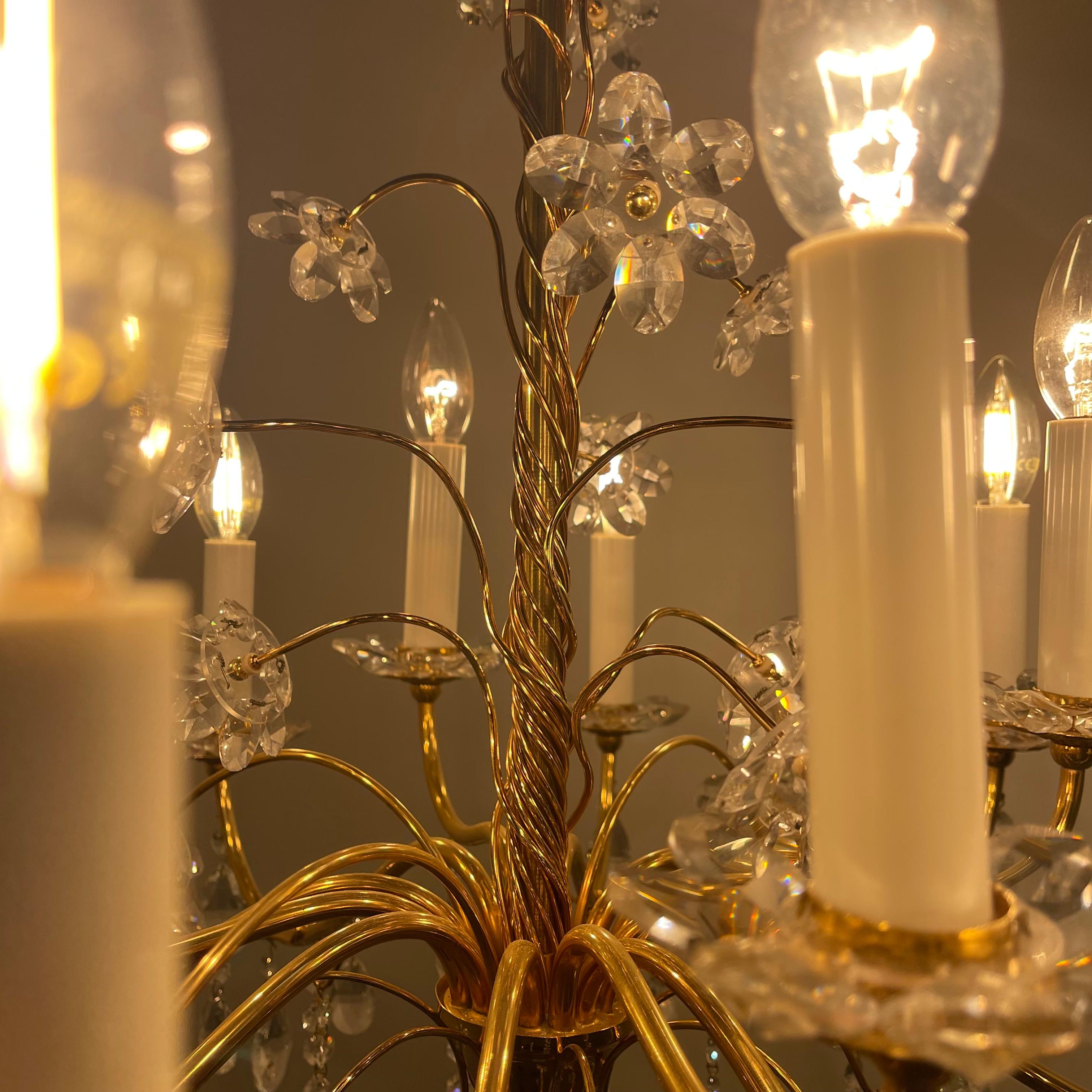 Crystal brass chandelier by Palme & Walter, 1970s For Sale 6