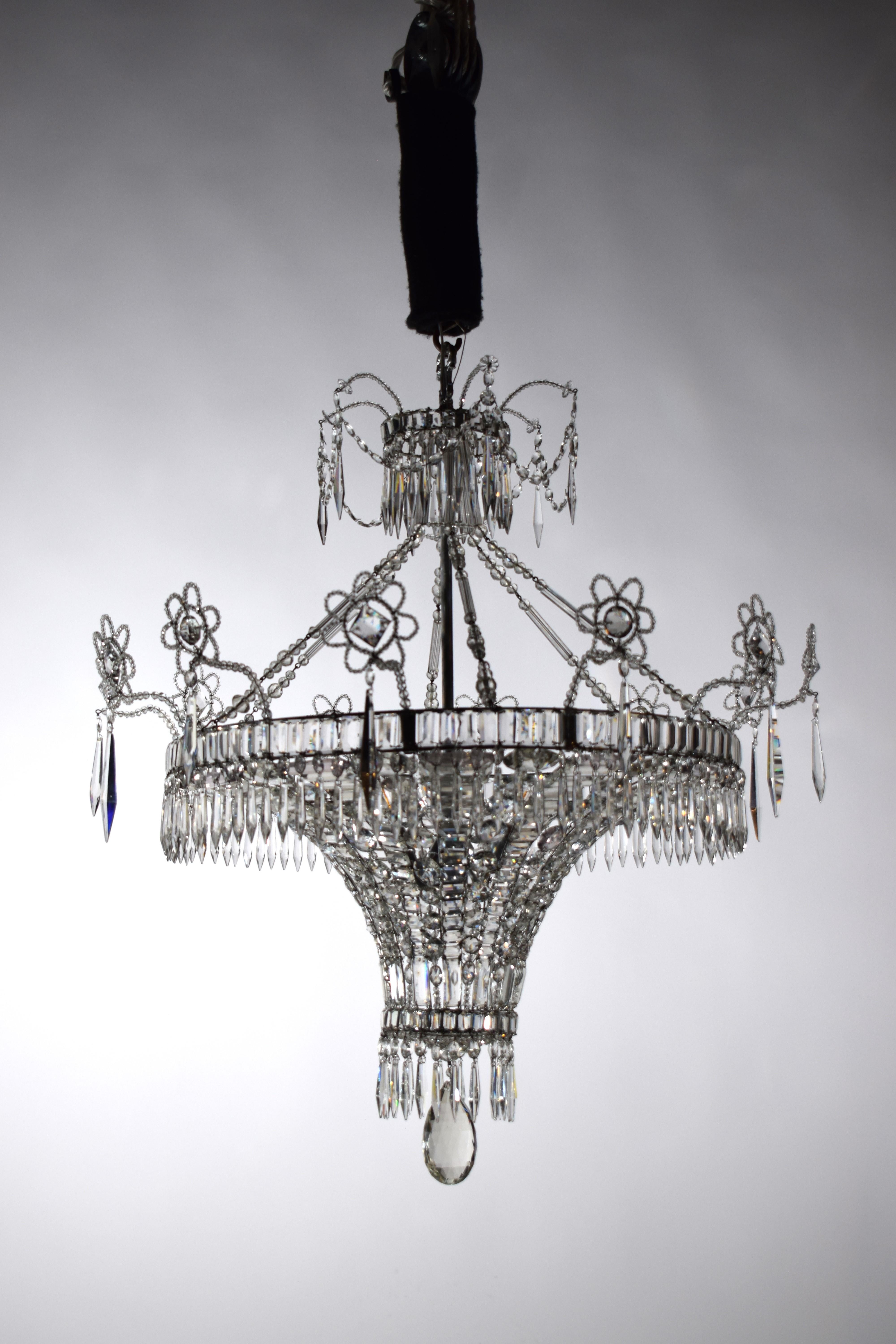Début du 20ème siècle Lustre en cristal et bronze de Maison Jansen en vente