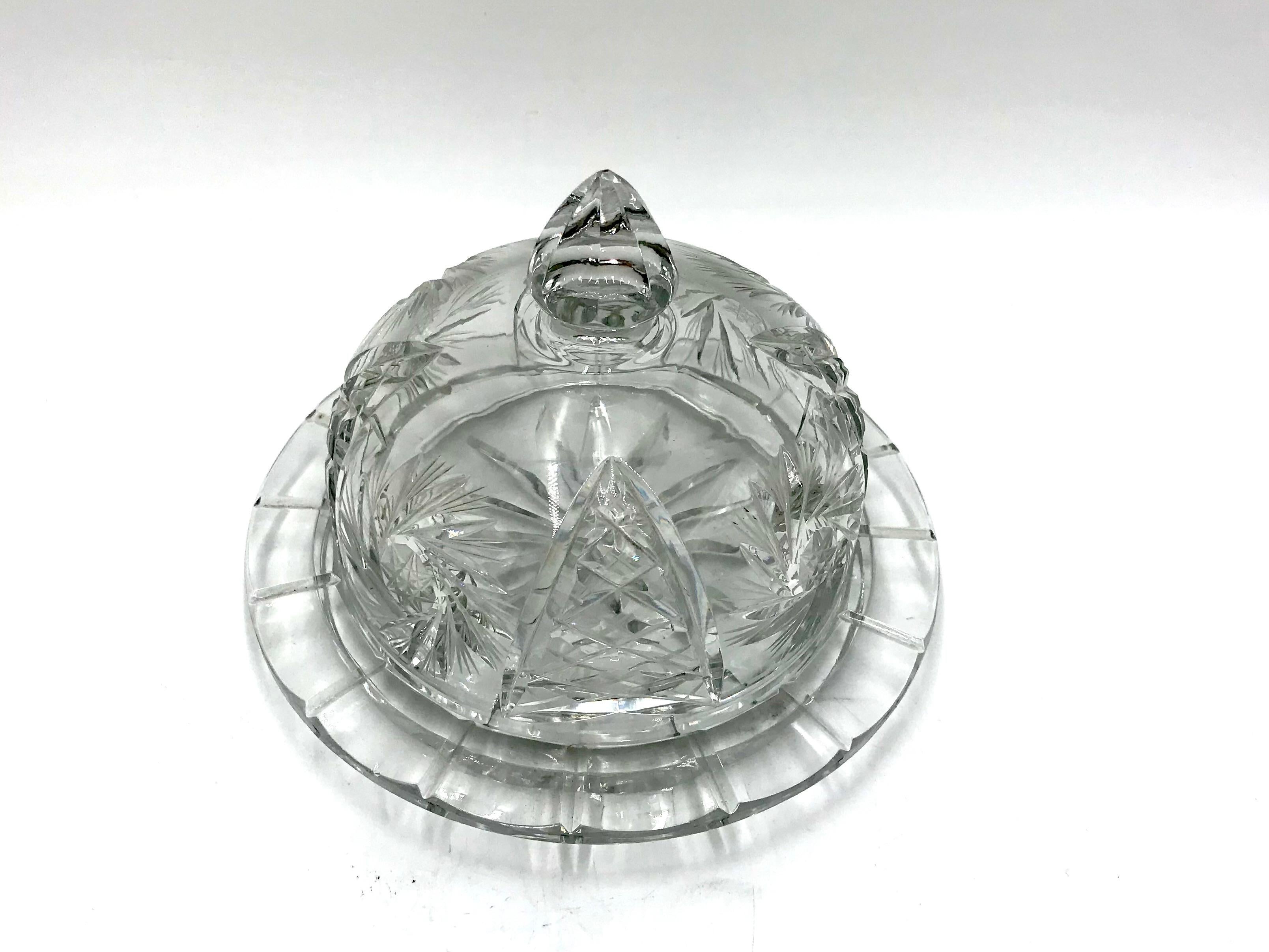 Crystal butter dish, Poland, 1960s
Very good condition.