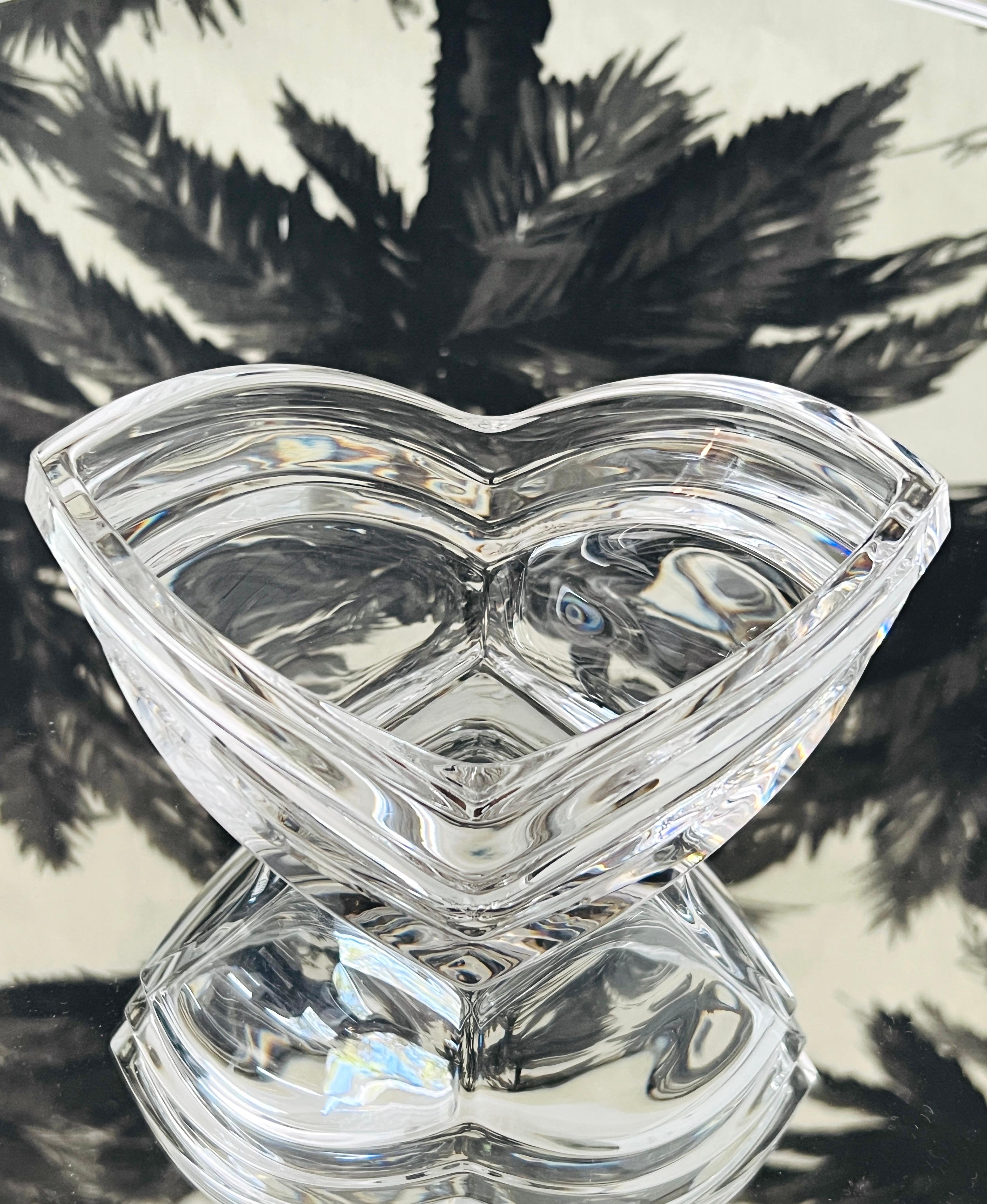 Crystal Vide-Poche Dish with Geometric Fluted Glass, France, 1970s In Good Condition For Sale In Fort Lauderdale, FL