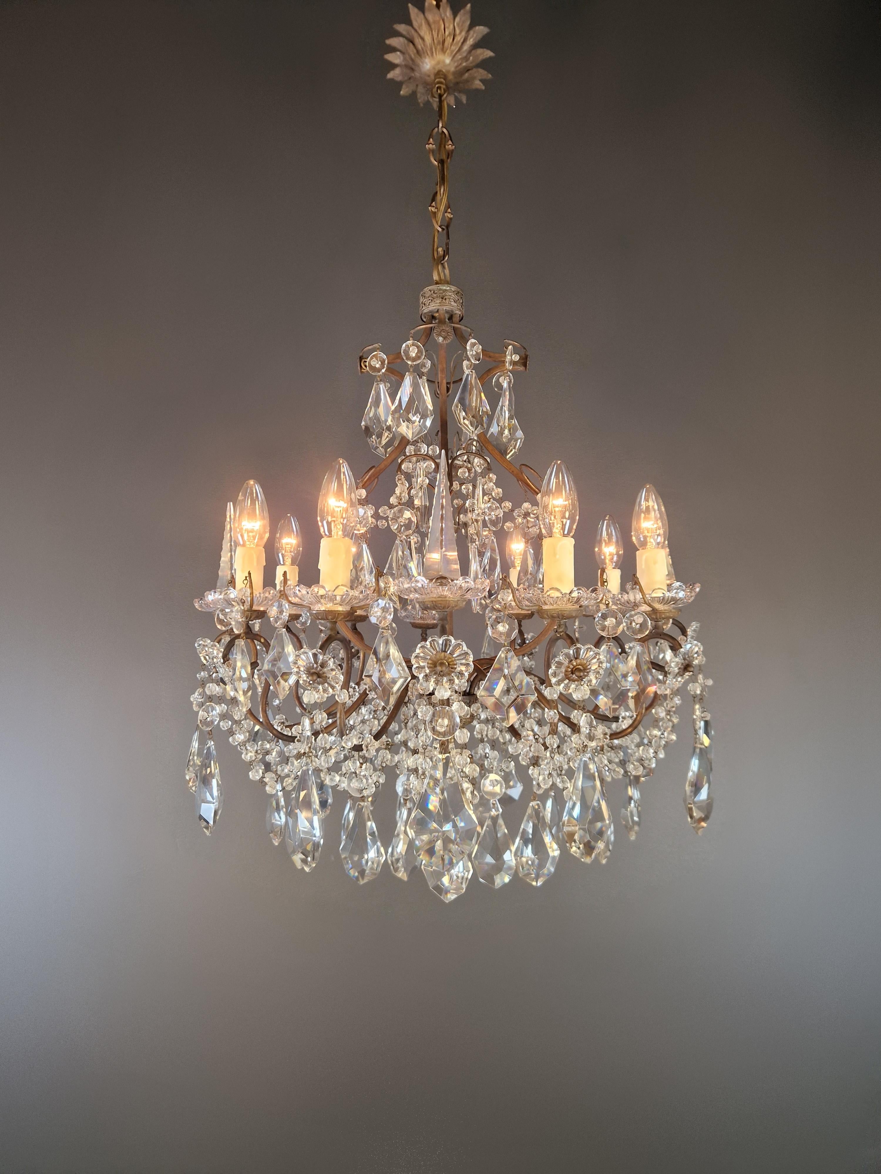Lampadario di cristallo antico Lampada da soffitto in cristallo lustro Rarità Neoclassica In condizioni buone in vendita a Berlin, DE