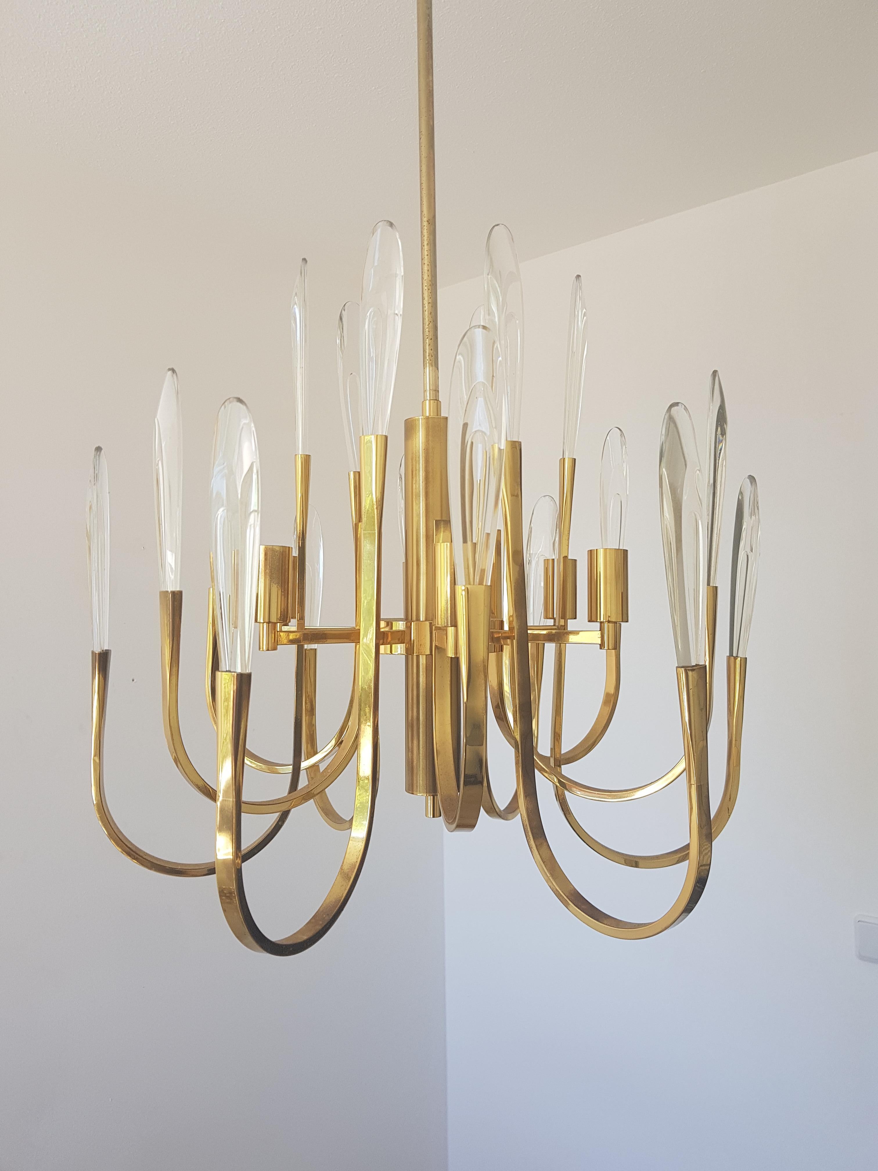 Crystal Chandelier  by Gaetano Sciolari 1970s,  6