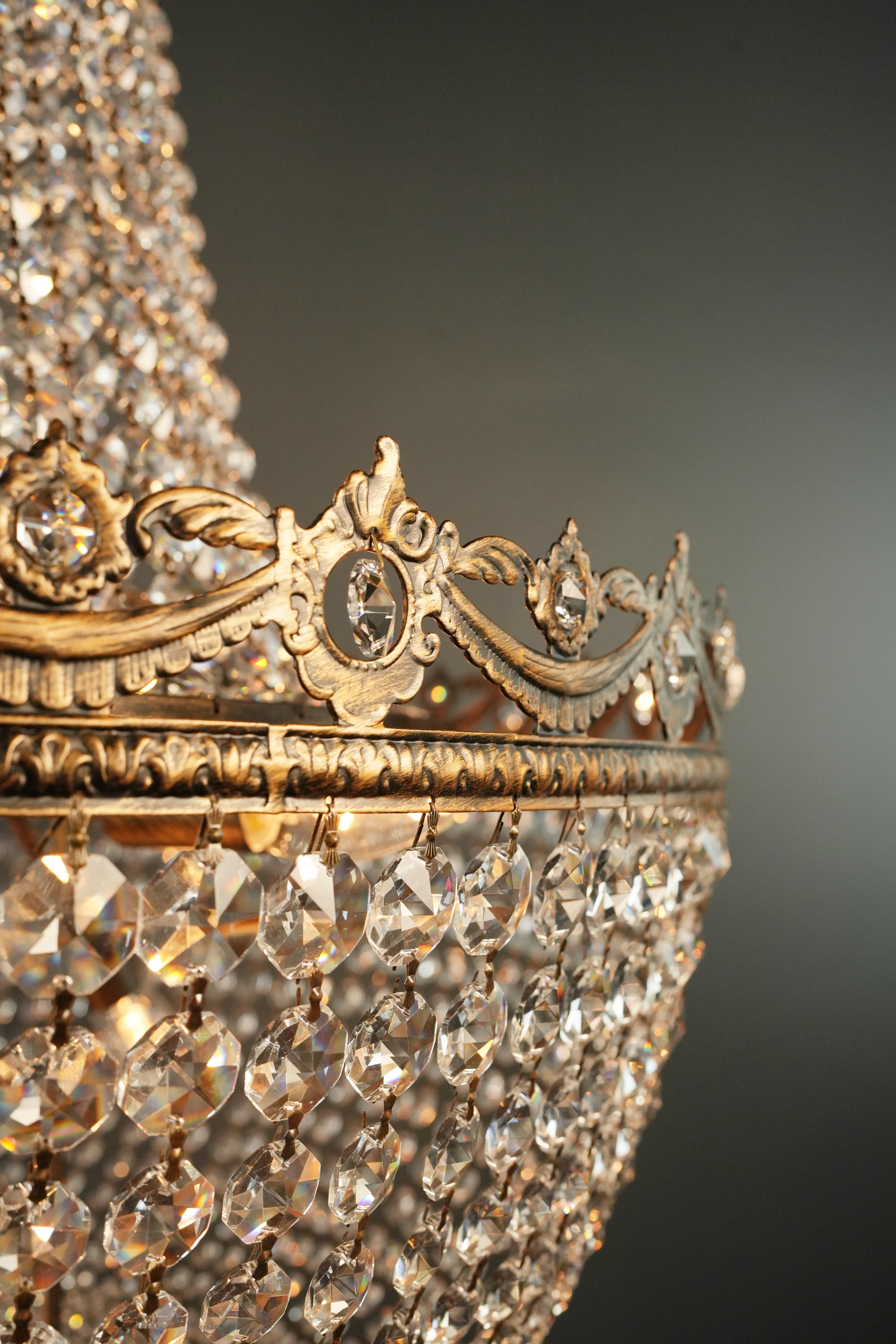 Kristall-Kristall-Kronleuchter Empire Sac a Perle Große Palastlampe Chateau Lustre im Angebot 1