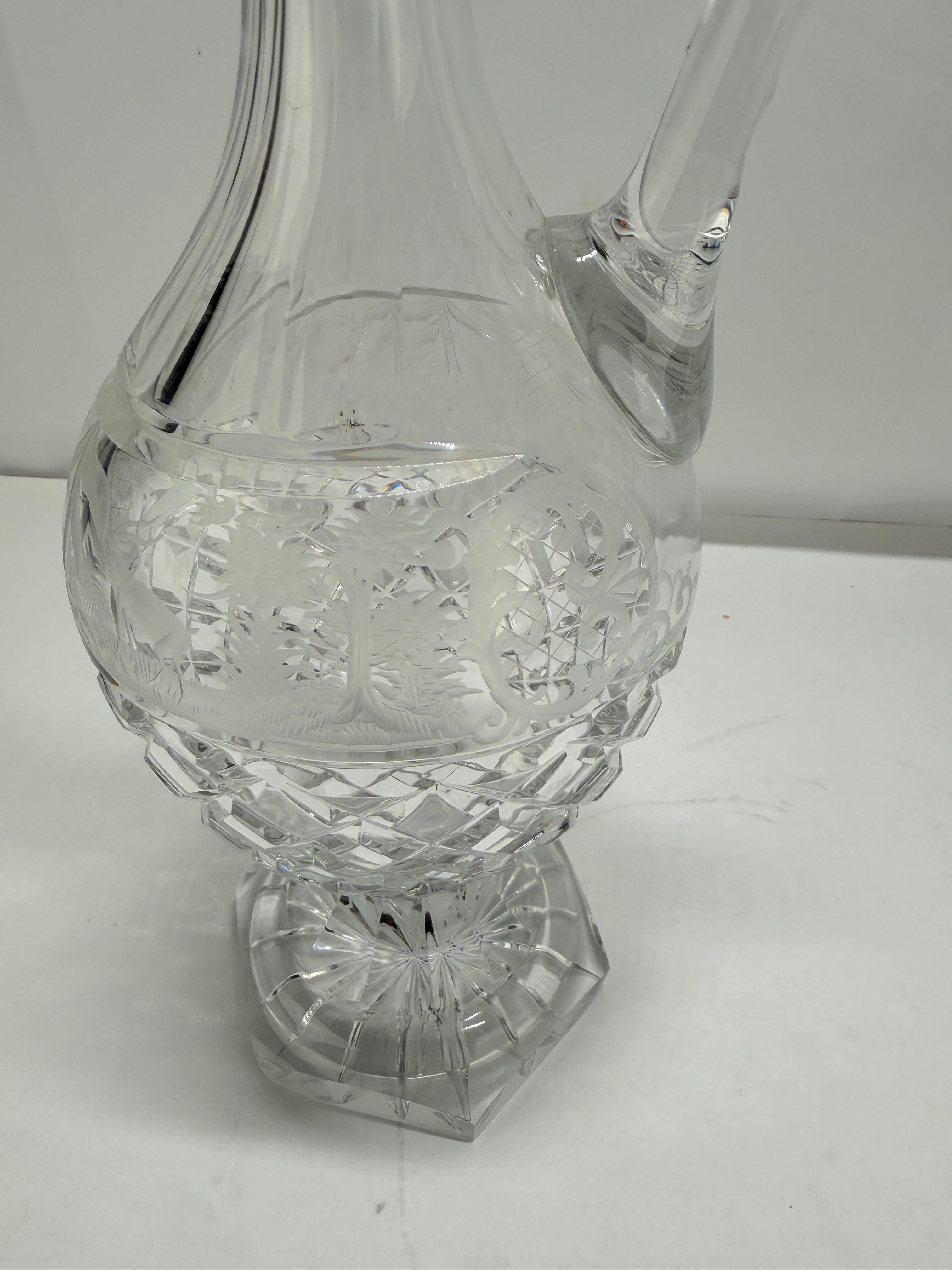 Belge Aiguière en cristal de Claret, frise de jeux gravée à la roue, probablement Val Saint Lambert en vente