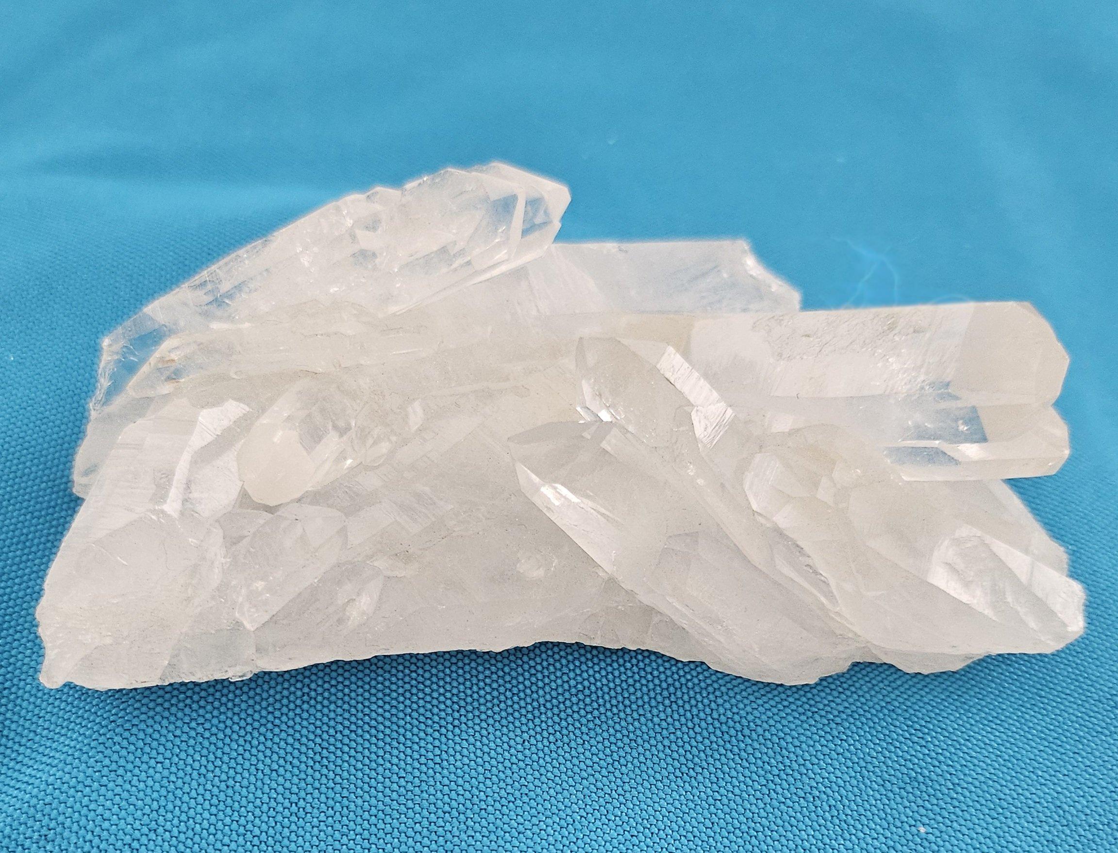 Altro Specimen naturale a grappolo di cristallo - Numero 1 - VENDITA CHIUSA in vendita