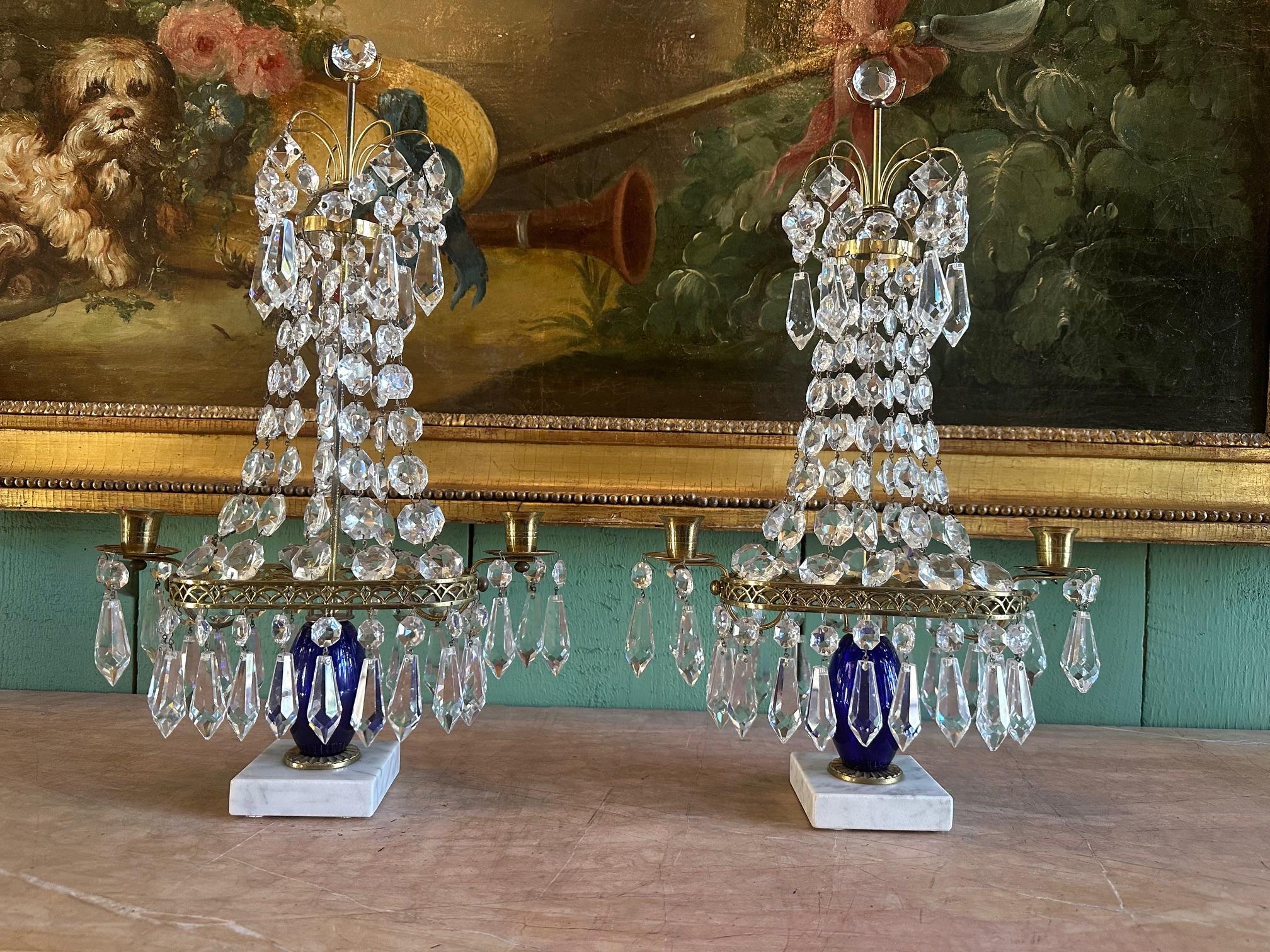 Candelabro Girandoles de Cristal Azul Cobalto y Luz de Bronce Dorado Sueco en venta