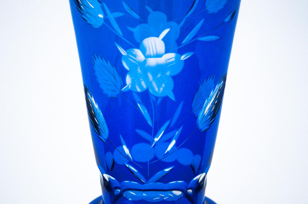 Crystal Cobalt Blue Vase In Good Condition In Chorzo�́w, PL