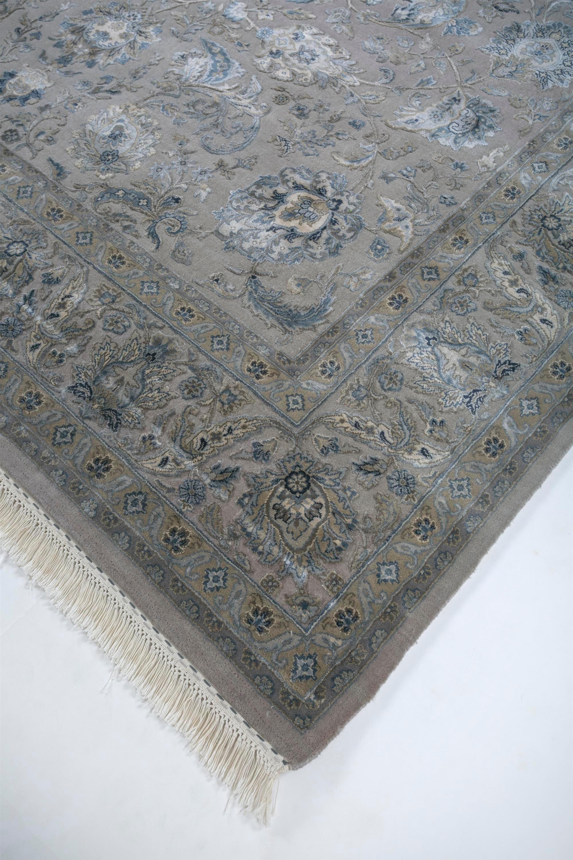 Indien Tapis noué à la main gris cristal de rocaille et bleu de Chine 270x360 cm en vente