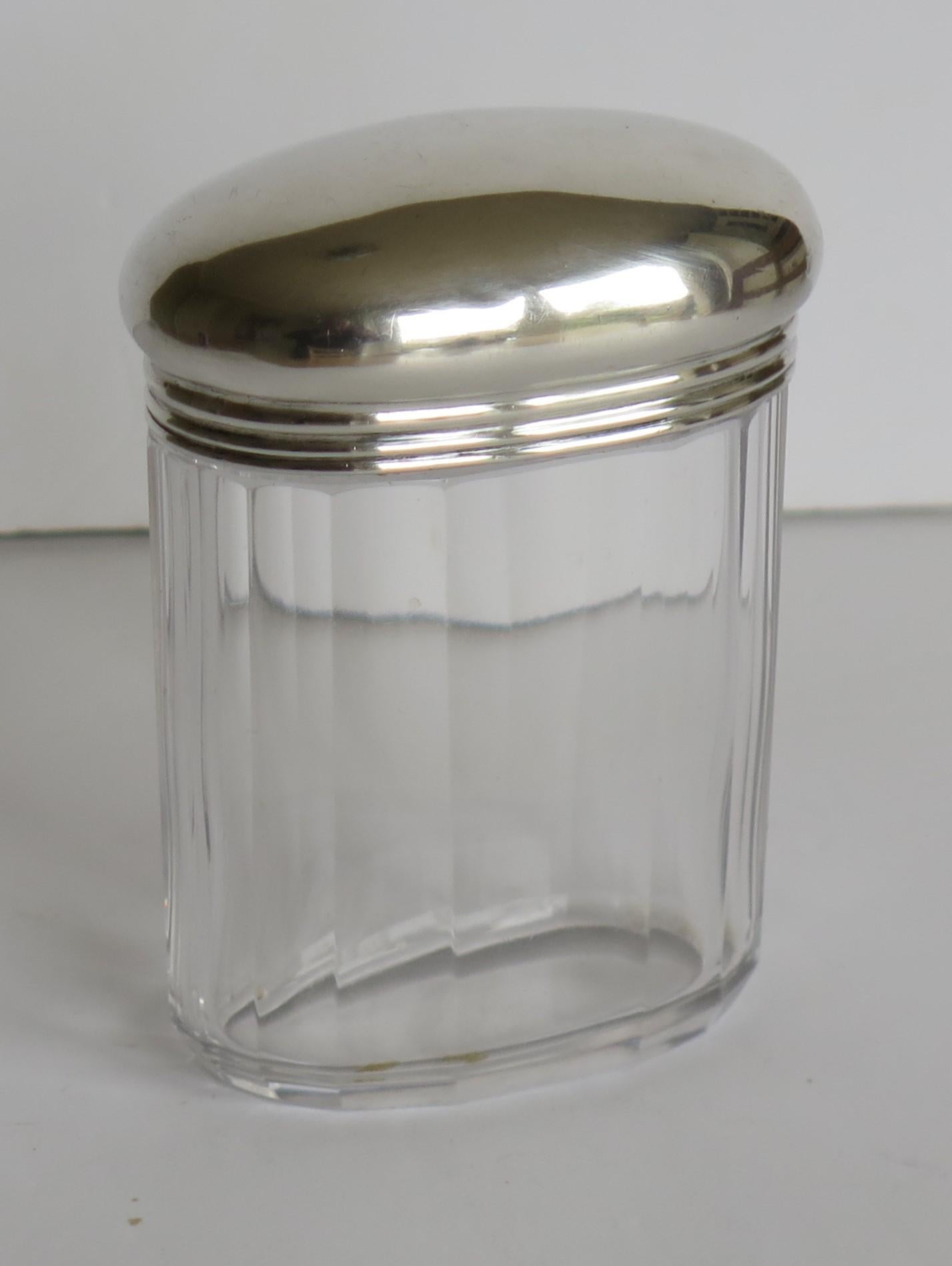 Crystal Cut Glass Bottle or Jar 41gm Sterling Silver Top, W Leuchars London 1881 In Good Condition In Lincoln, Lincolnshire