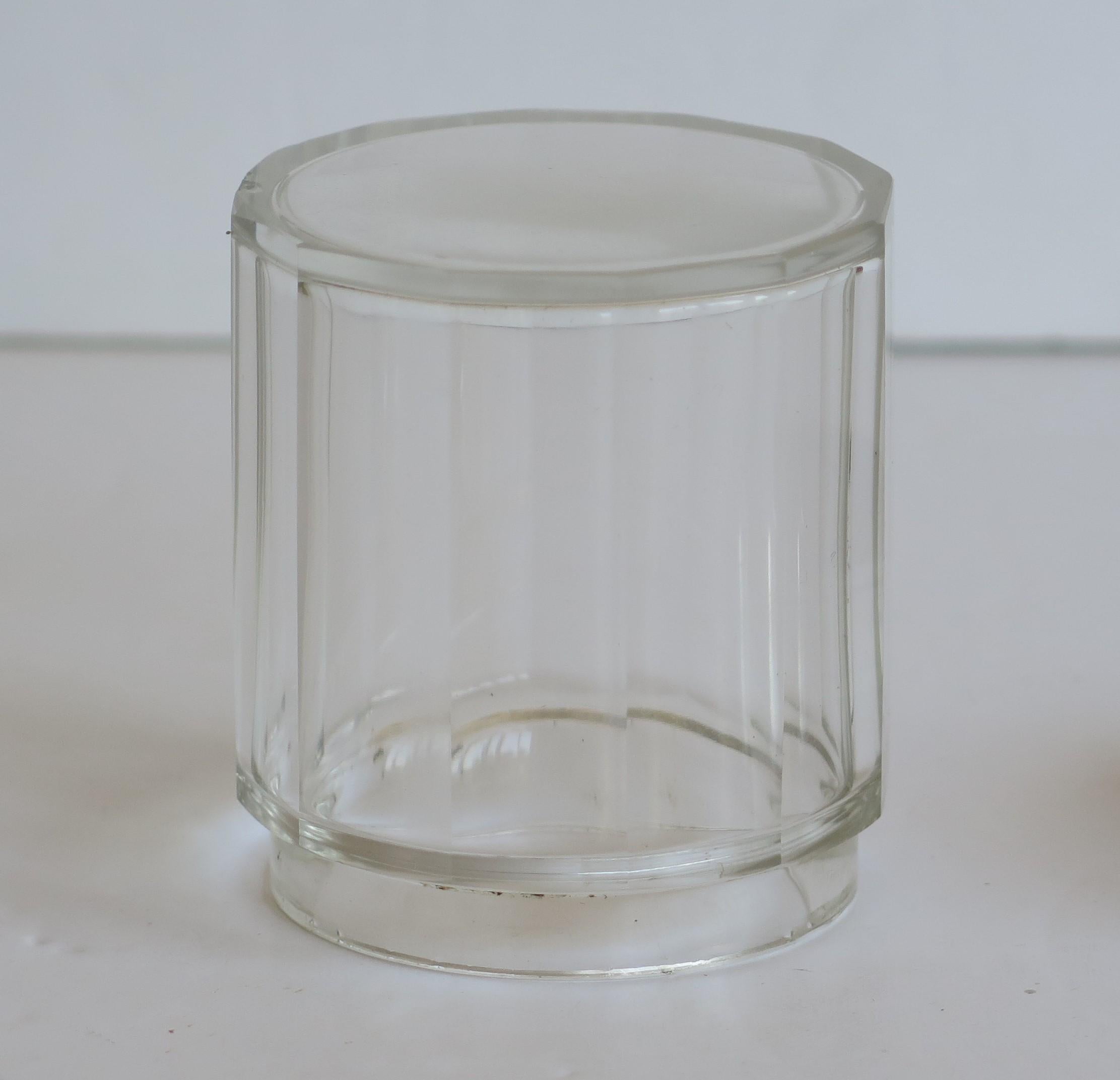 Crystal Cut Glass Jar with Sterling Silver Top by Owen Williams, Chester, 1922 In Good Condition In Lincoln, Lincolnshire